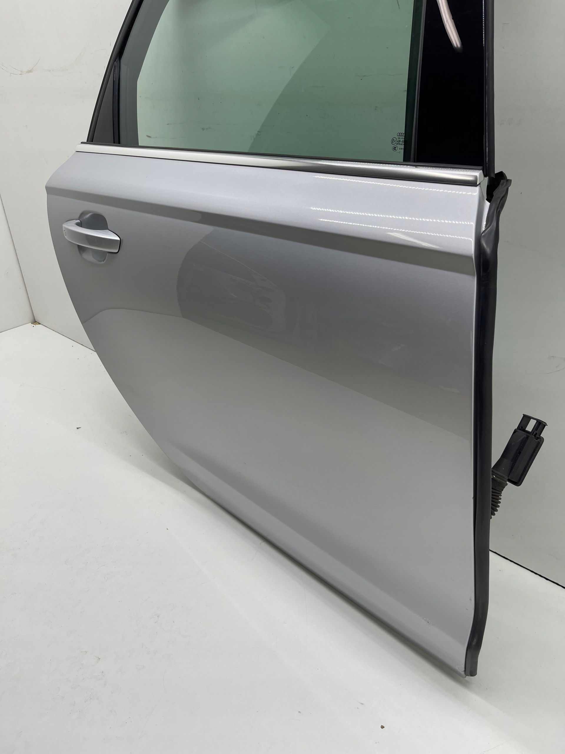 AUDI A6 C7 sedan door right rear part LX7W silver nice complete