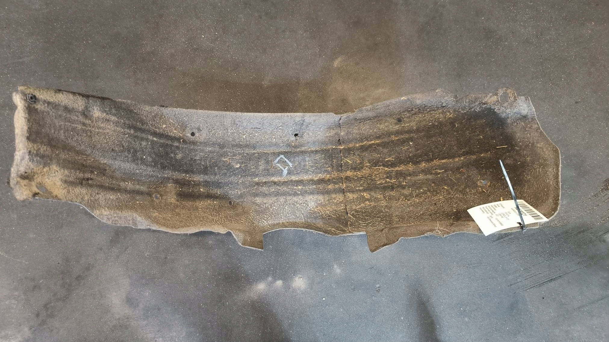 mudguard left rear part 65638-02150 TOYOTA COROLLA E21