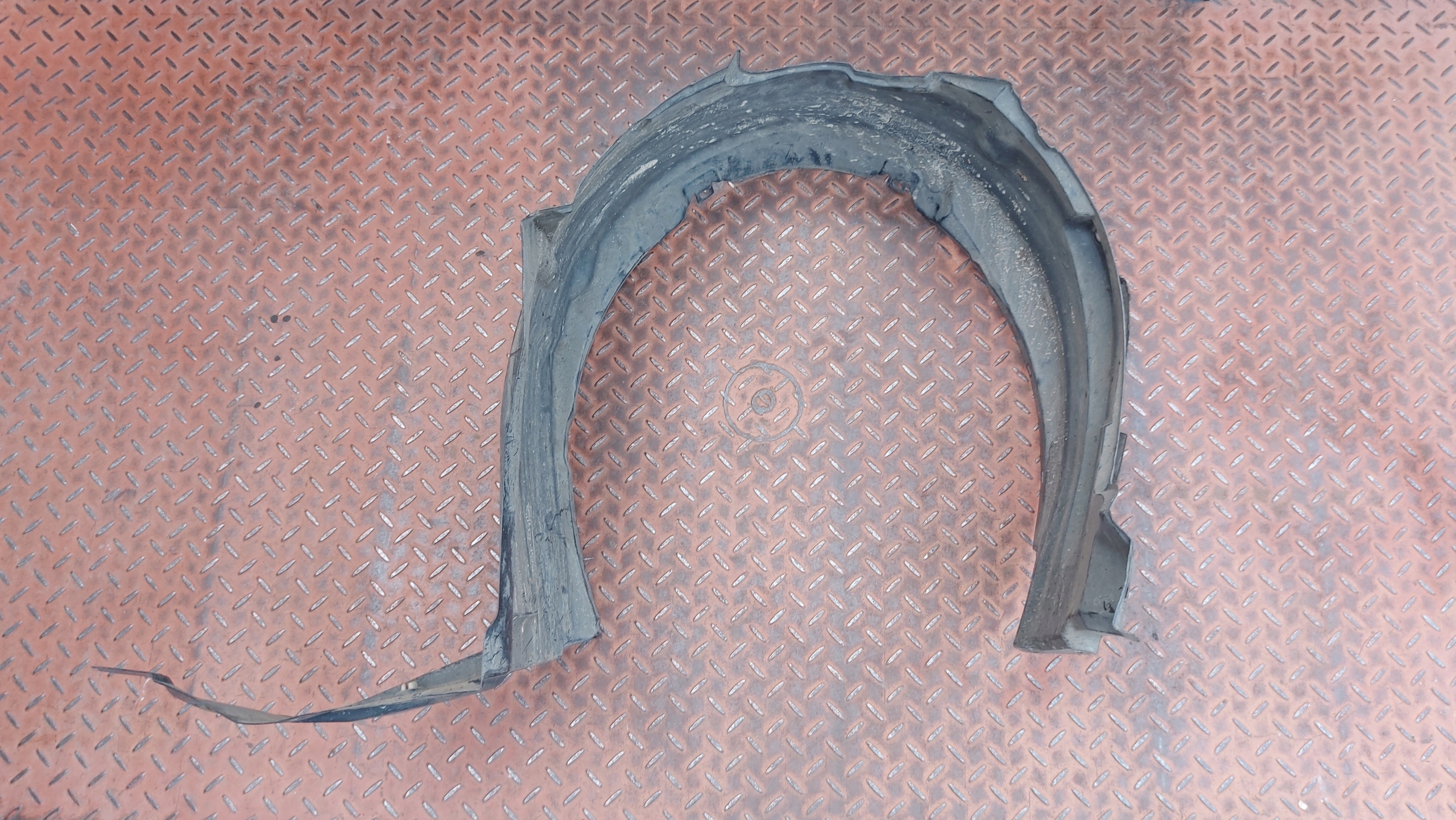mudguard right front TOYOTA AVENSIS T27 08-18