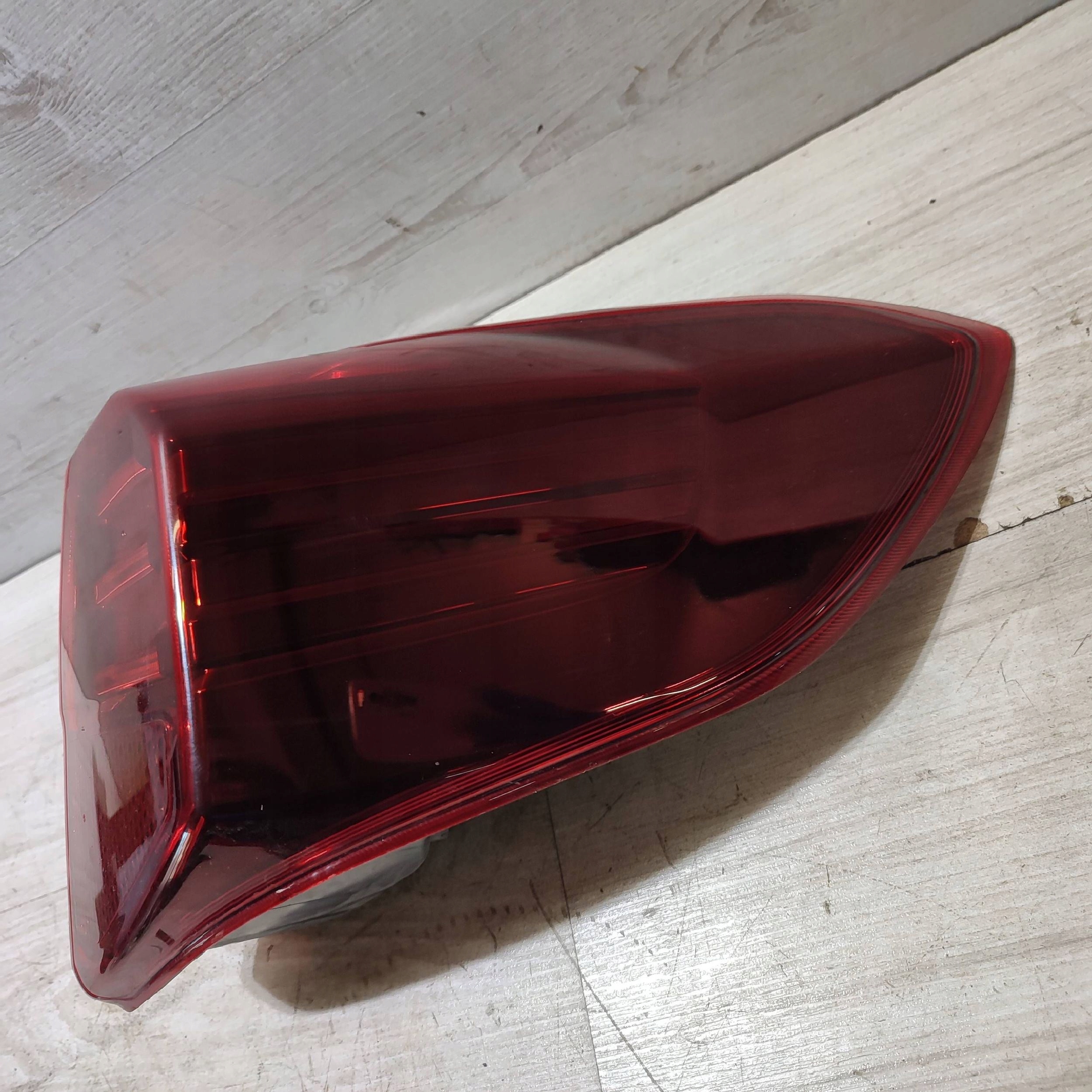 light rear rear part side right Suzuki Vitara (LY) KE28