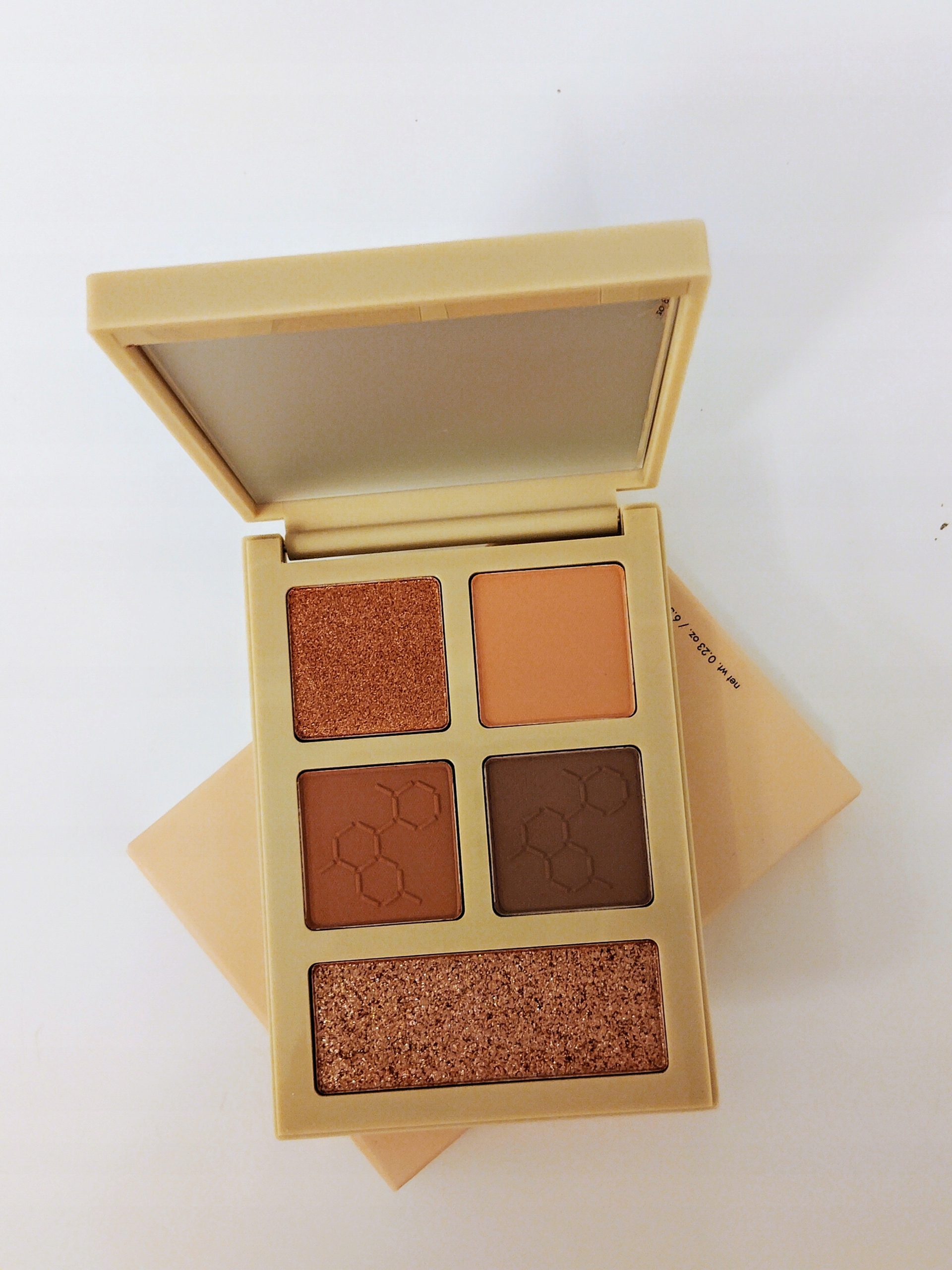Dermomedica Eyeshadow Palette Natural soft – paletka oceňuje 6,5 g