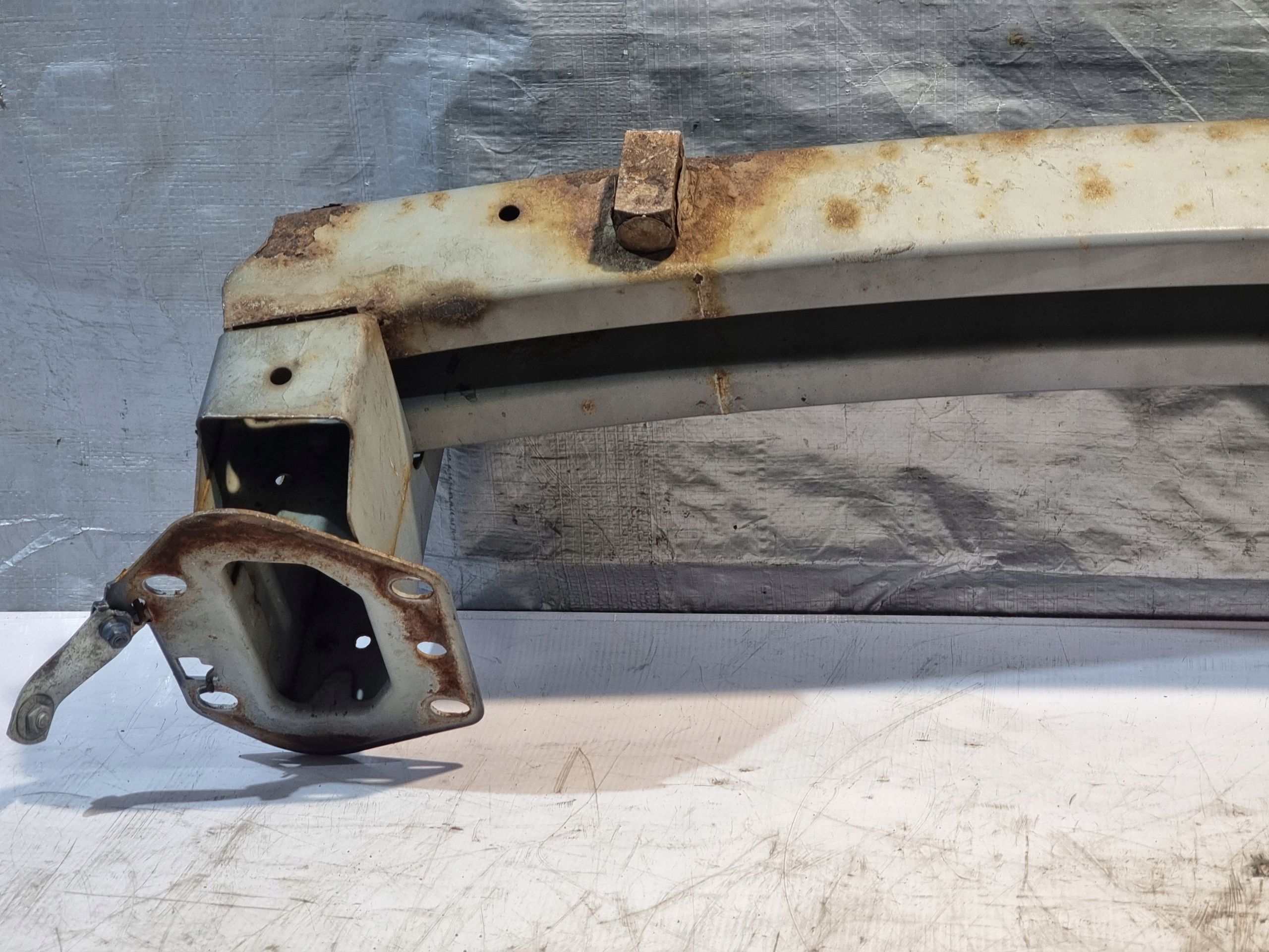 bumper support front DODGE CALIBER 2.0 CRD 103kW 07r