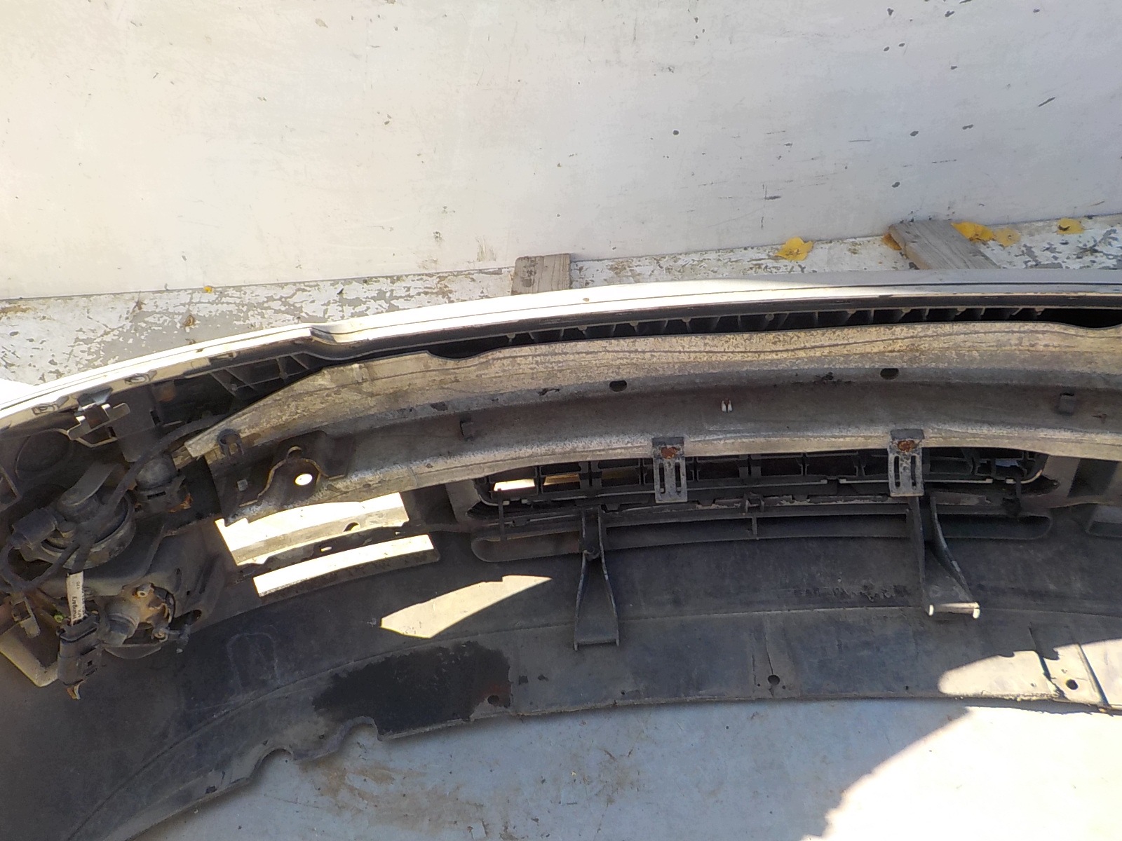 902 AUDI A4 B6 sedan XSENON washers bumper front front