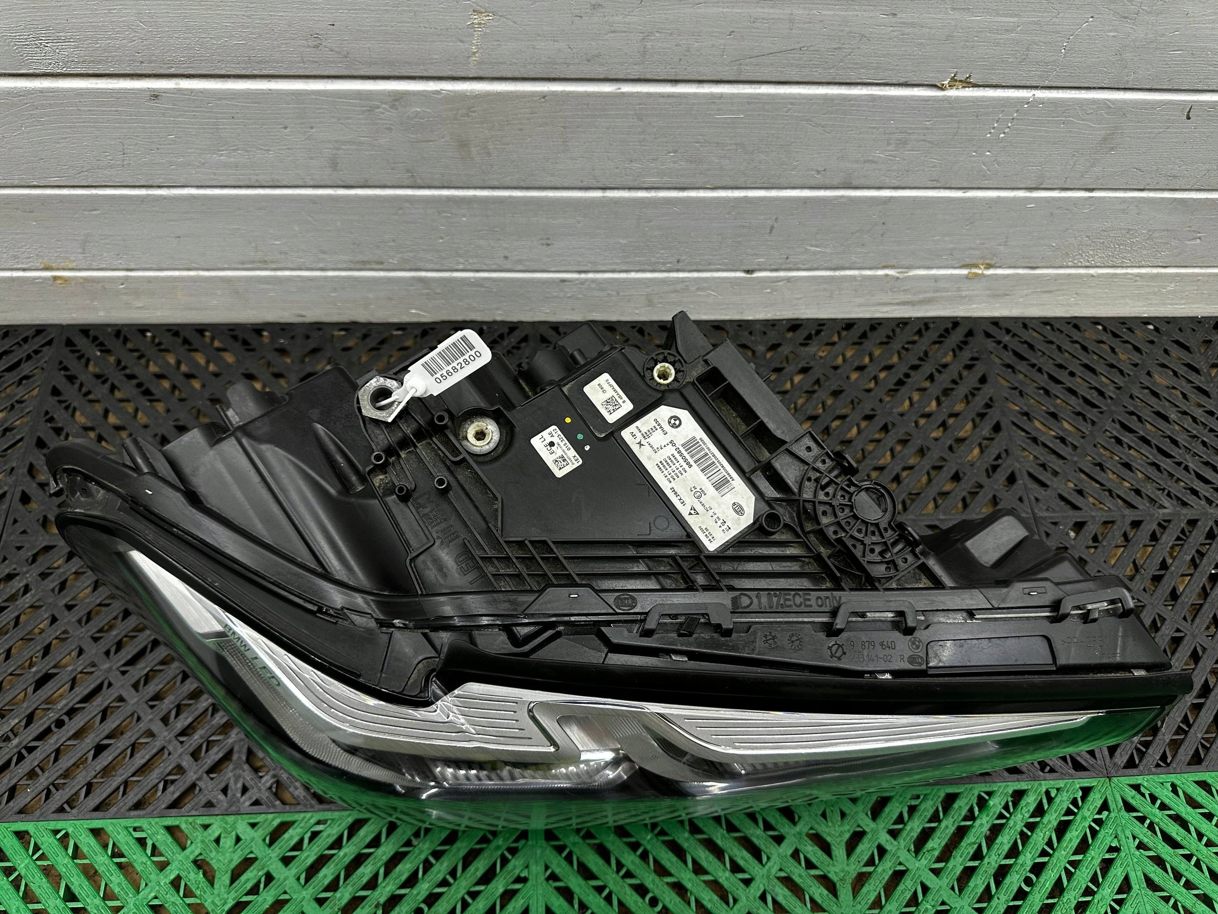 light front side right BMW 5 G30 G31 LCI LIFT 9850582