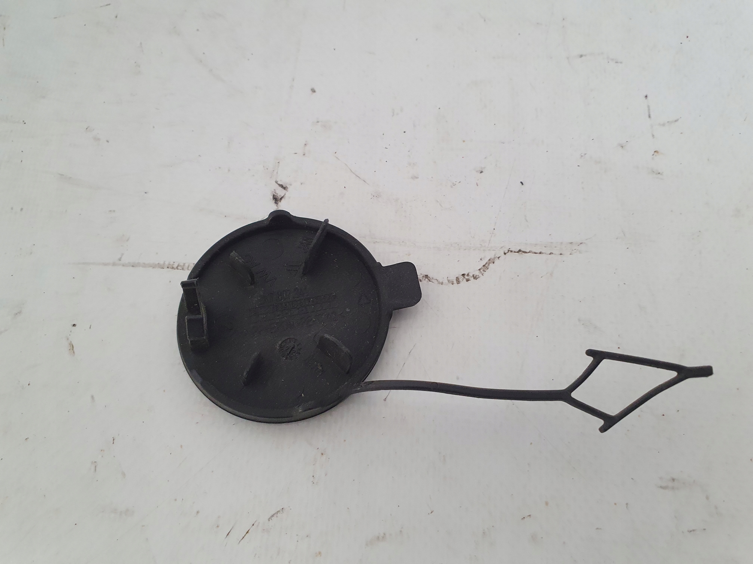 Abschleppöse der Stoßstange vorne VW CADDY 2K7 20-23 2K7807241