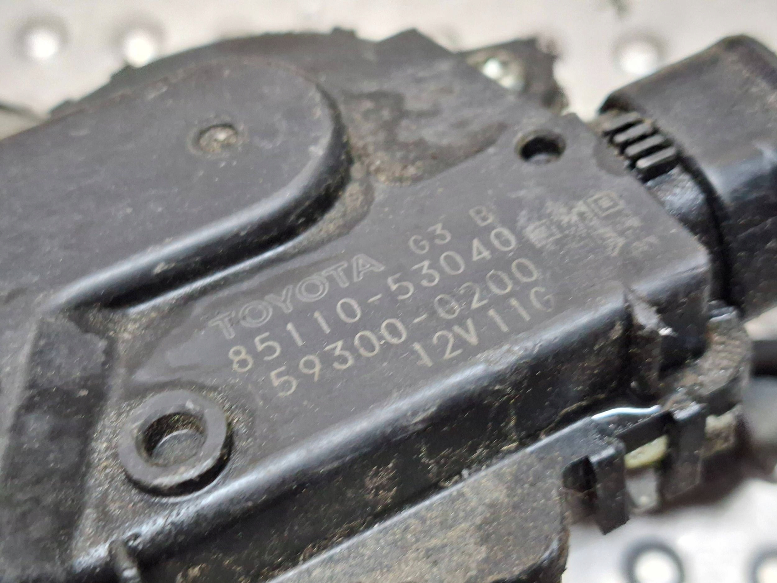 wiper mechanism front LEXUS IS II 05- 85110-53040