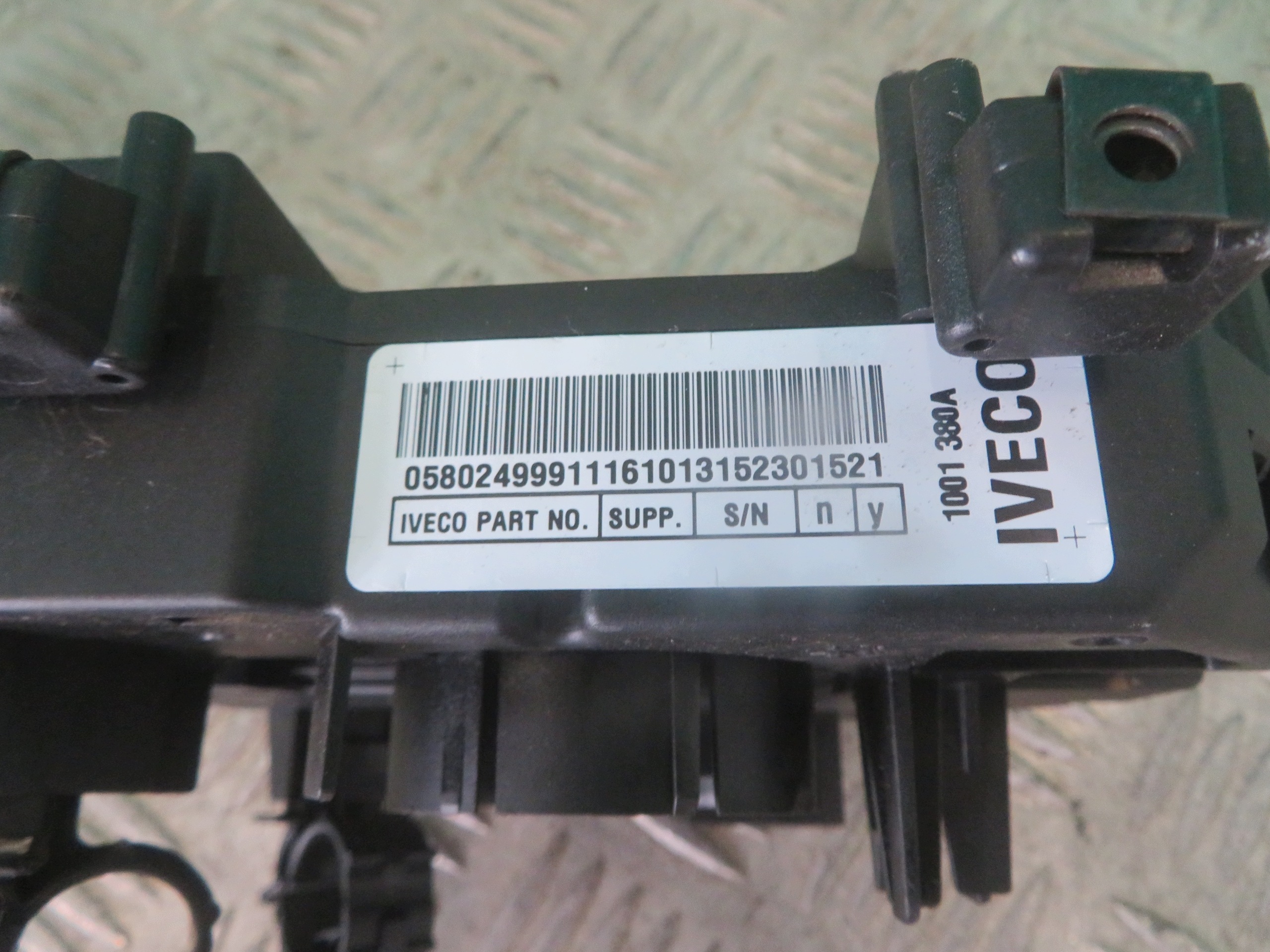 DEVIO LUCI TERGICRISTALLO TERGI IVECO DAILY 21R 05802499911