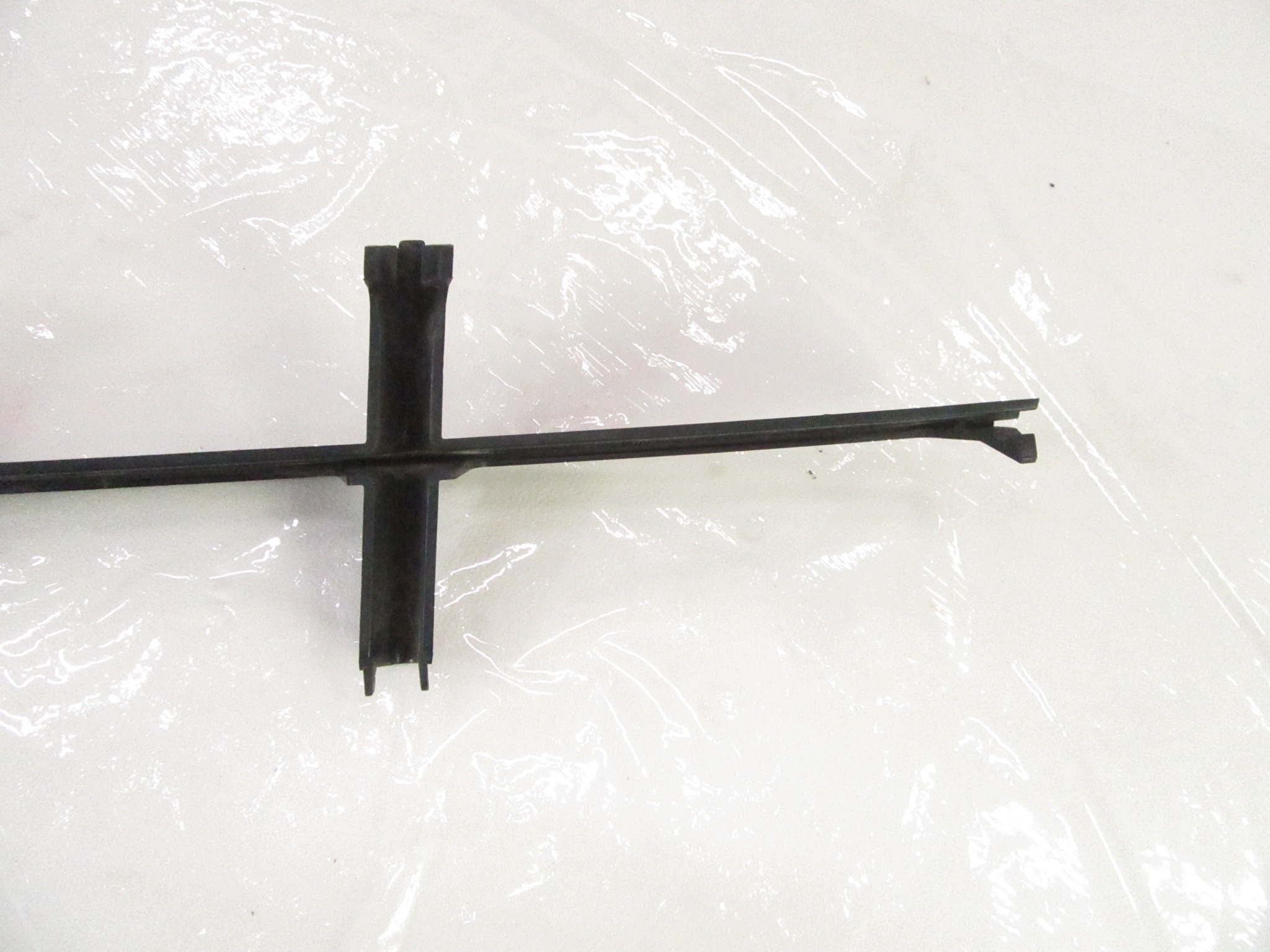 Lüftungsgitter Blende Abdeckung der Stoßstange mitte BMW e60 e61 Sedan KOMBI