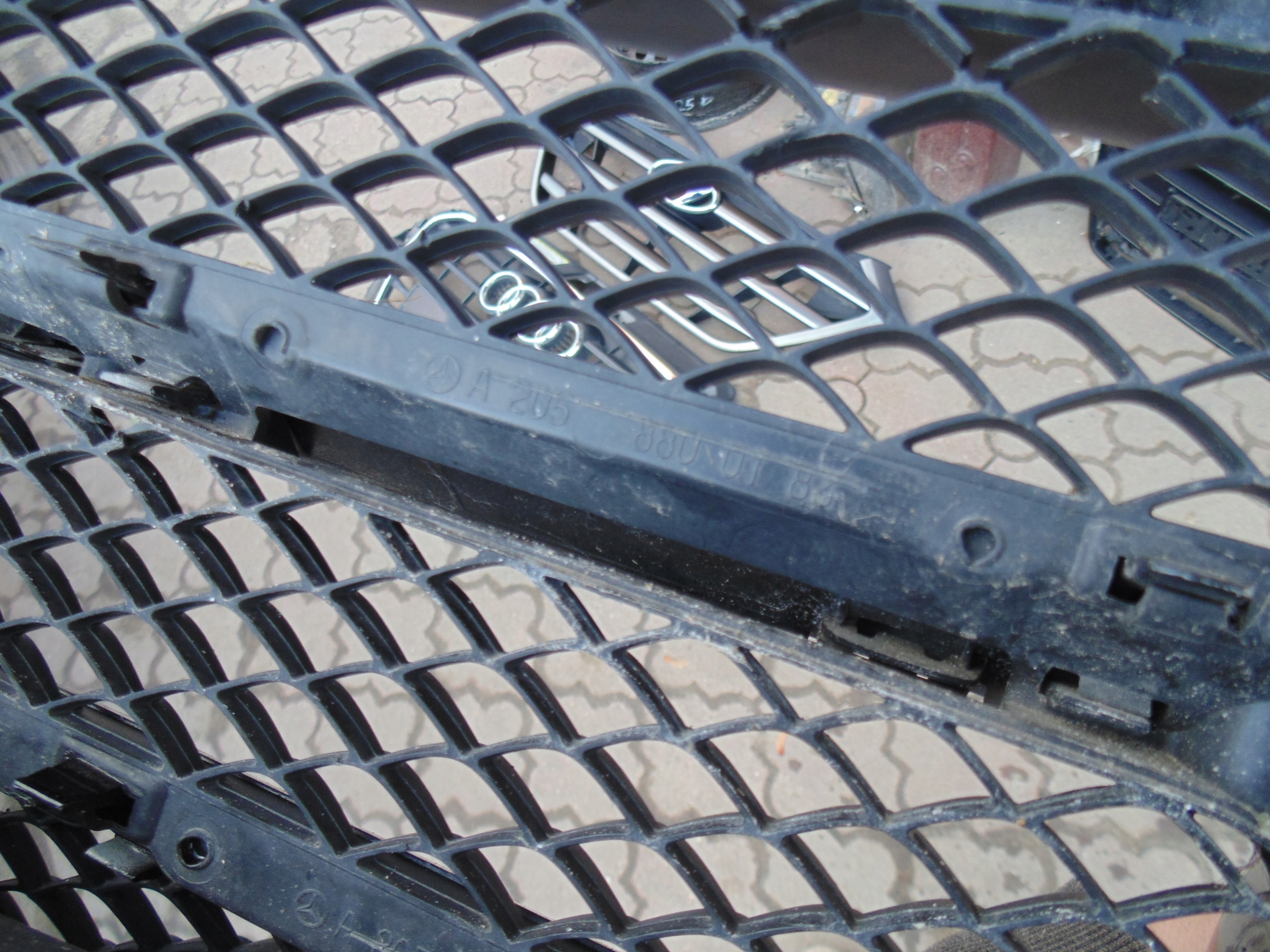 Mercedes-Benz C-Klasse W205 Kühlergrill FRONTGRILL Kühlergitter - Thumbnail 5