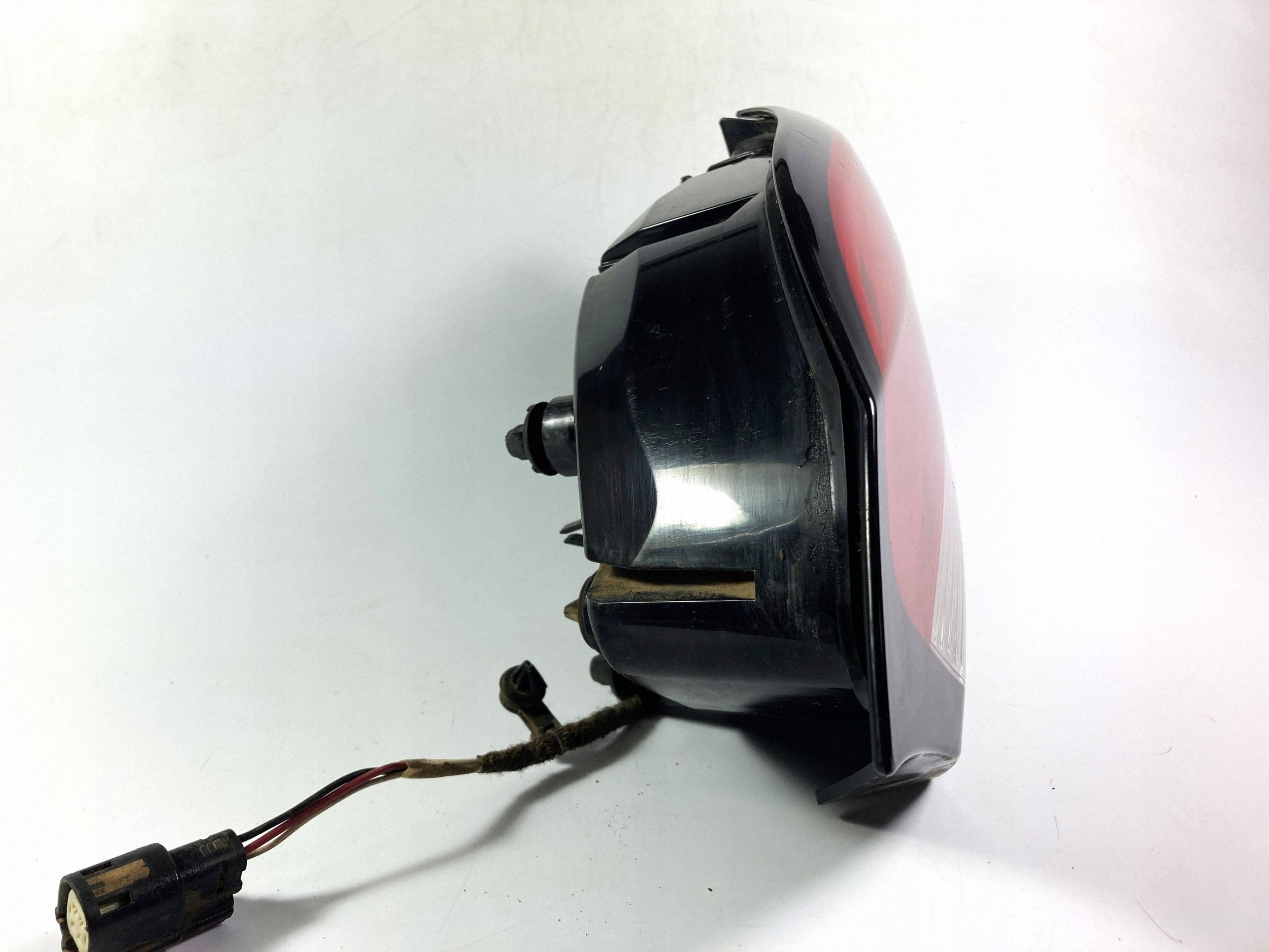 Chrysler Pacifica 2017-20 light rear right right rear part