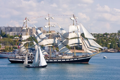 

Fototapeta flizelina na wymiar żaglówka