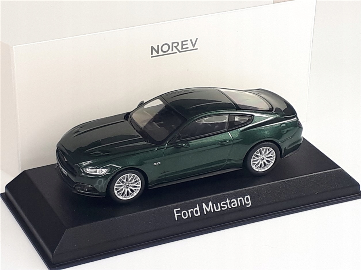 Norev Ford Mustang 2015 Zelená metalíza 1:43