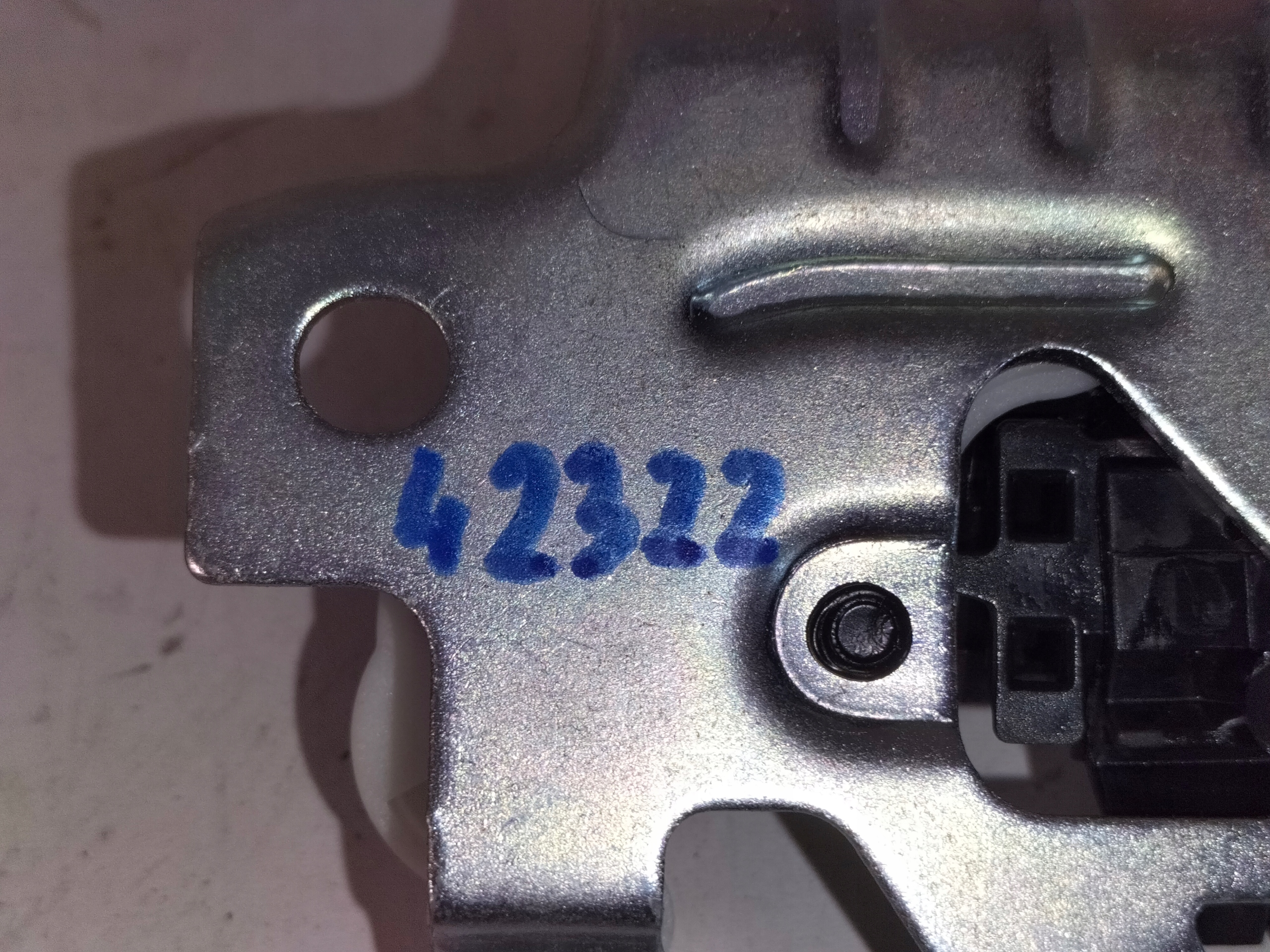 lock bonnet boot rear part SKODA SCALA KAMIQ 19