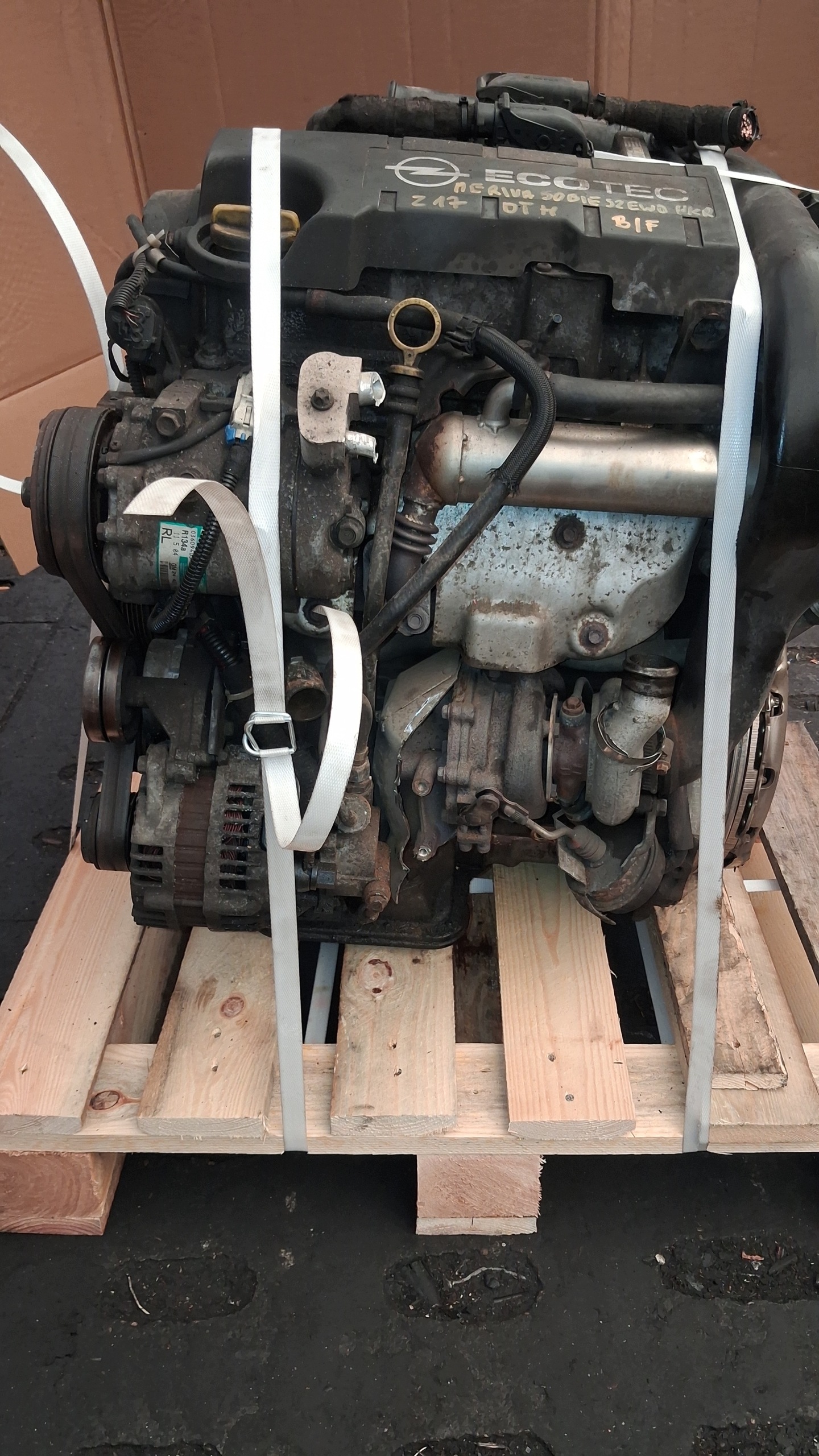 engine 1.7CDTi Z17DTH DENSO complete OPEL MERIVA CORSA PEWNIAK DO MONTAZU