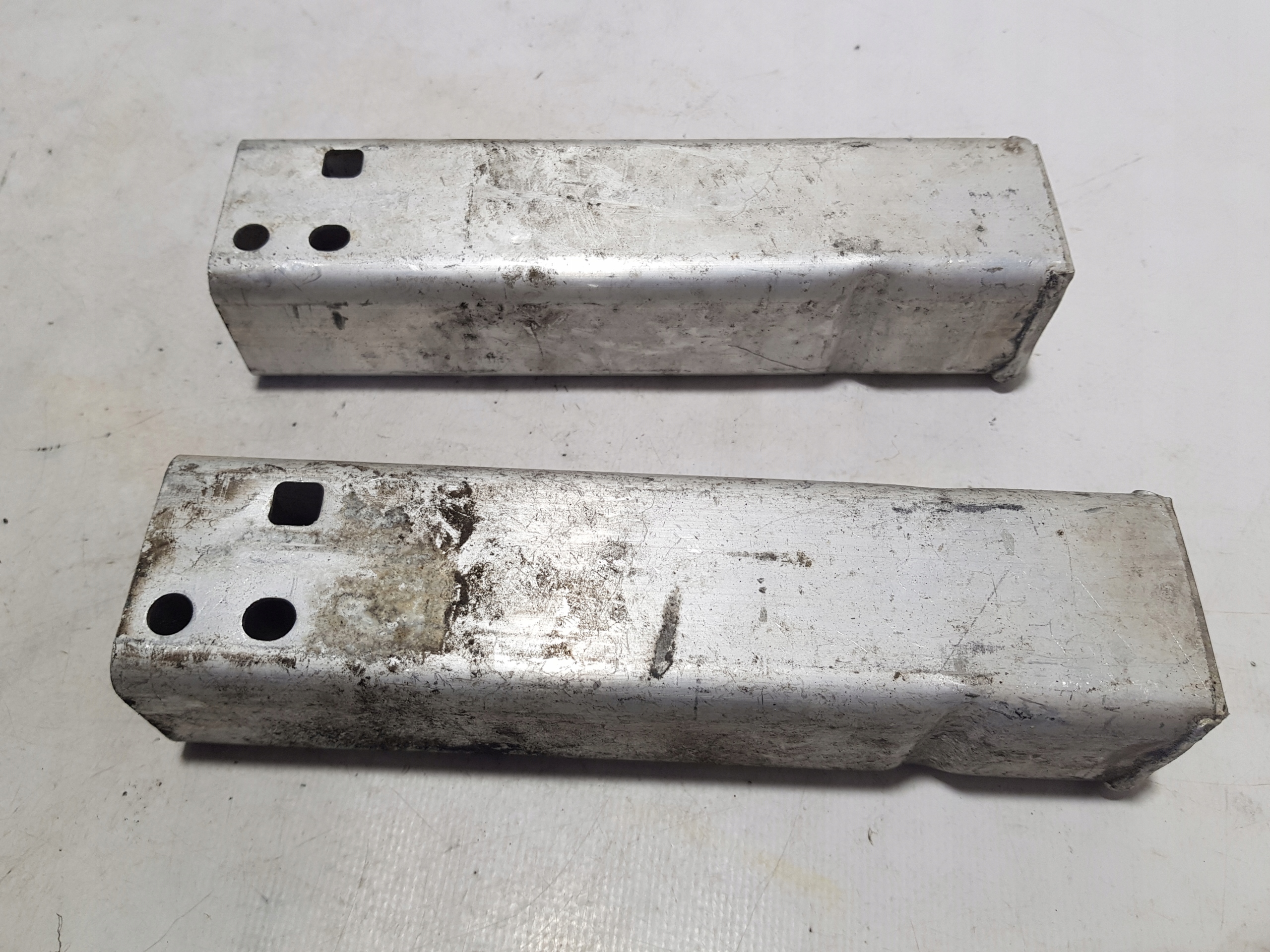 MERCEDES W205 beam tip supports left right A2056201200