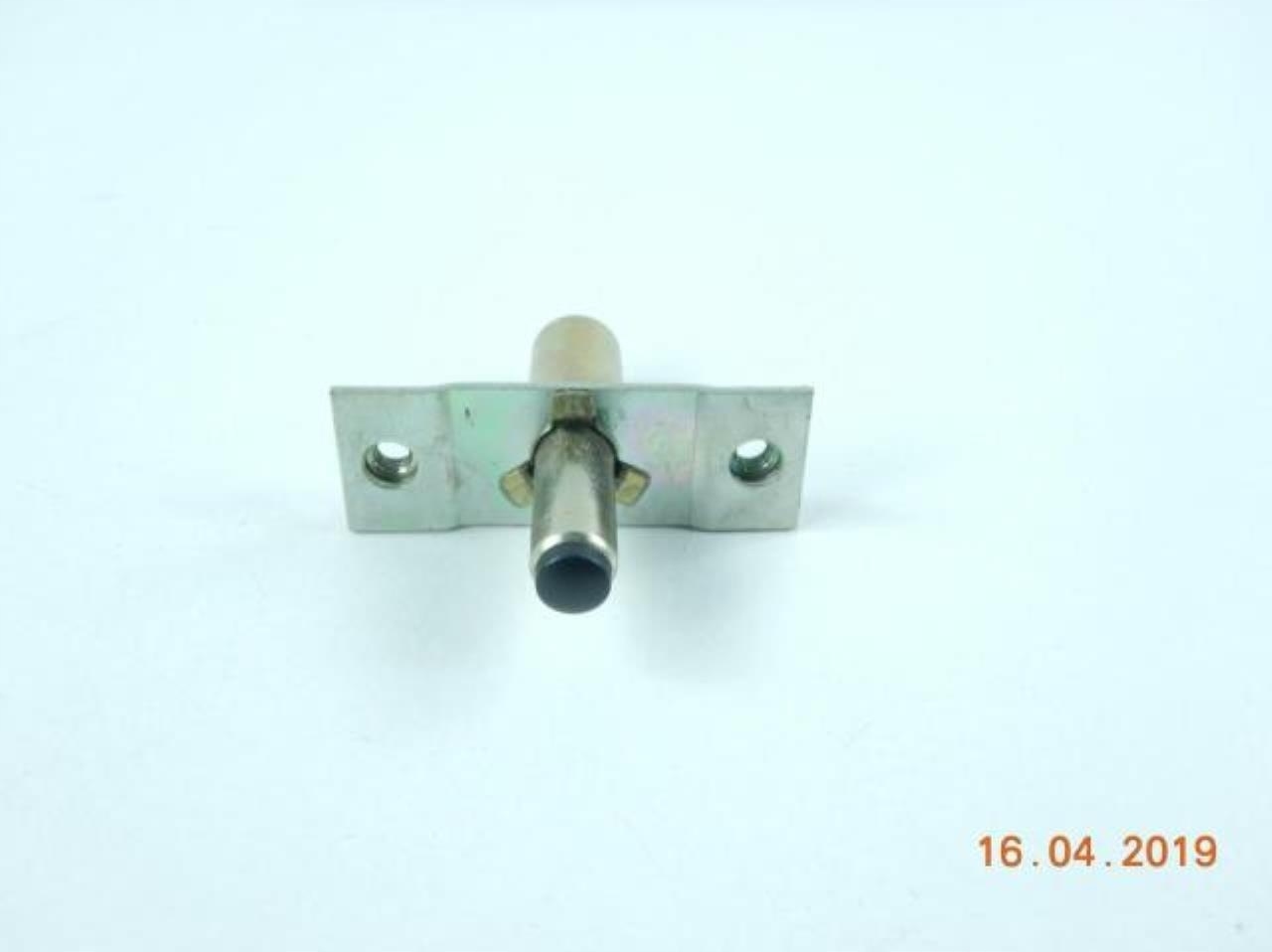 tip DYSTANS bonnet rear part JAGUAR XK8 97-06 / GJA3516AA