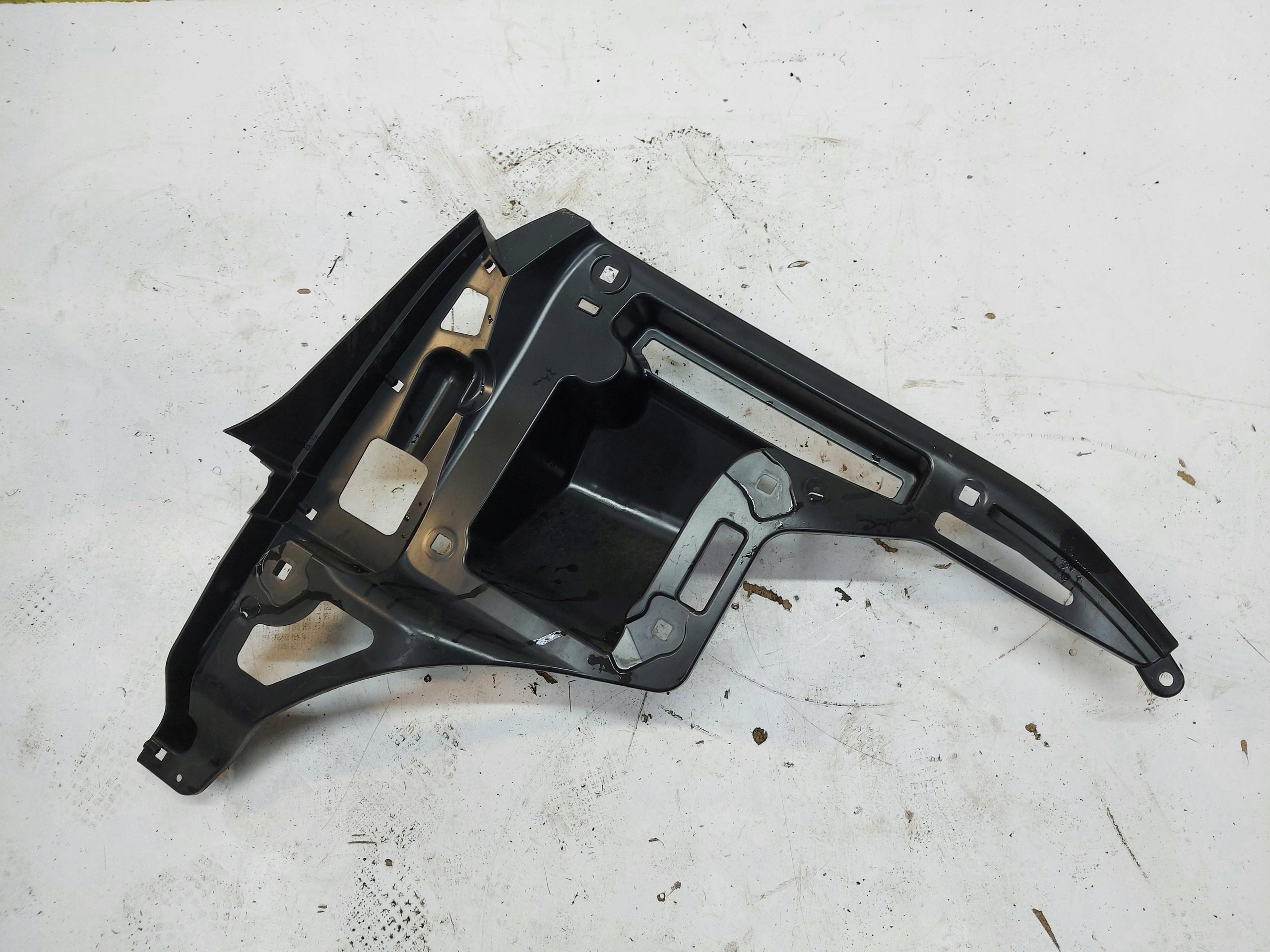 BMW i3 i01 REX Support Support plaque Aile Arrière Gauche 7296753