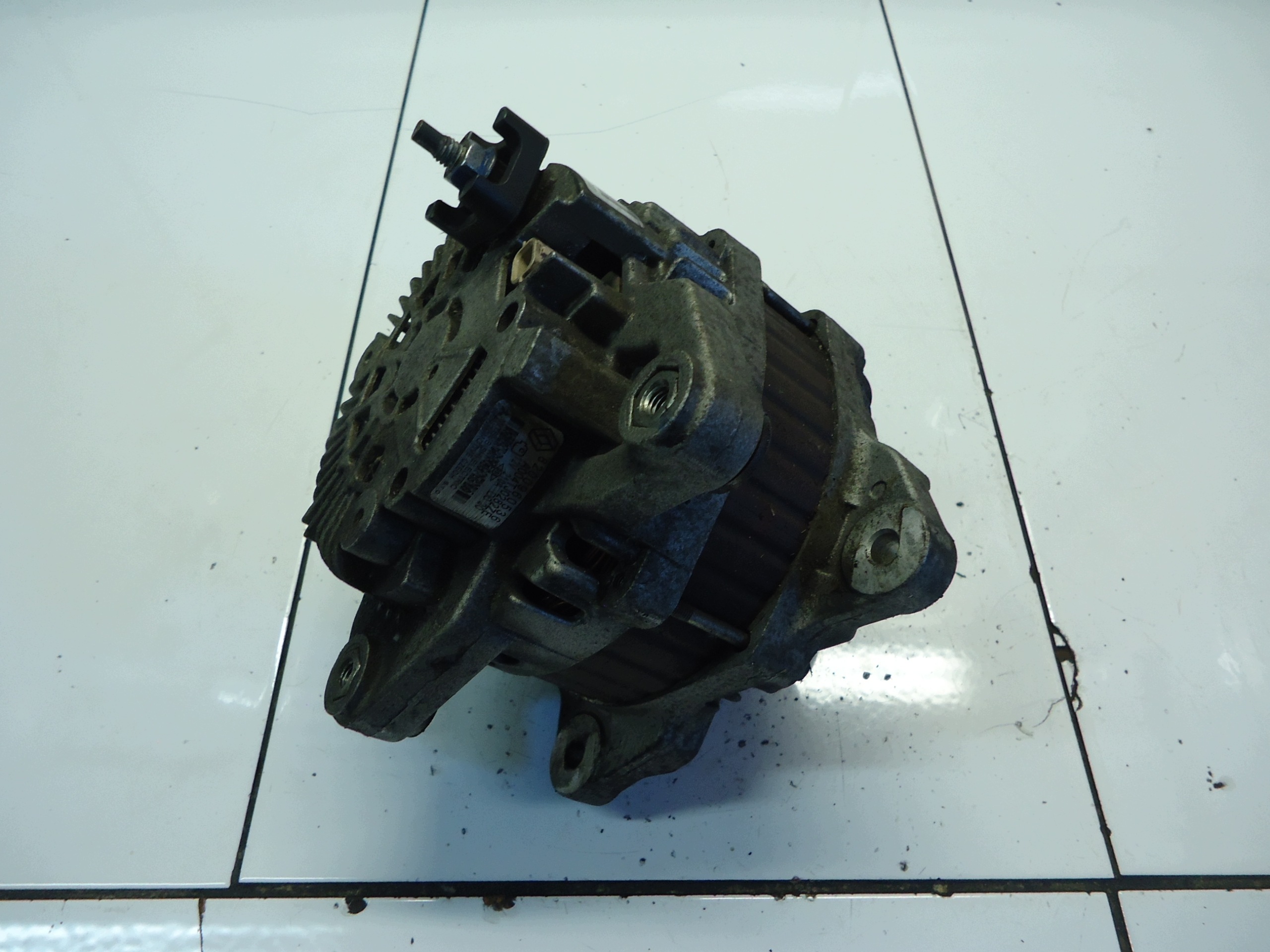 RENAULT LAGUNA III 2.0DCI M9R ALTERNATOR 8200960536