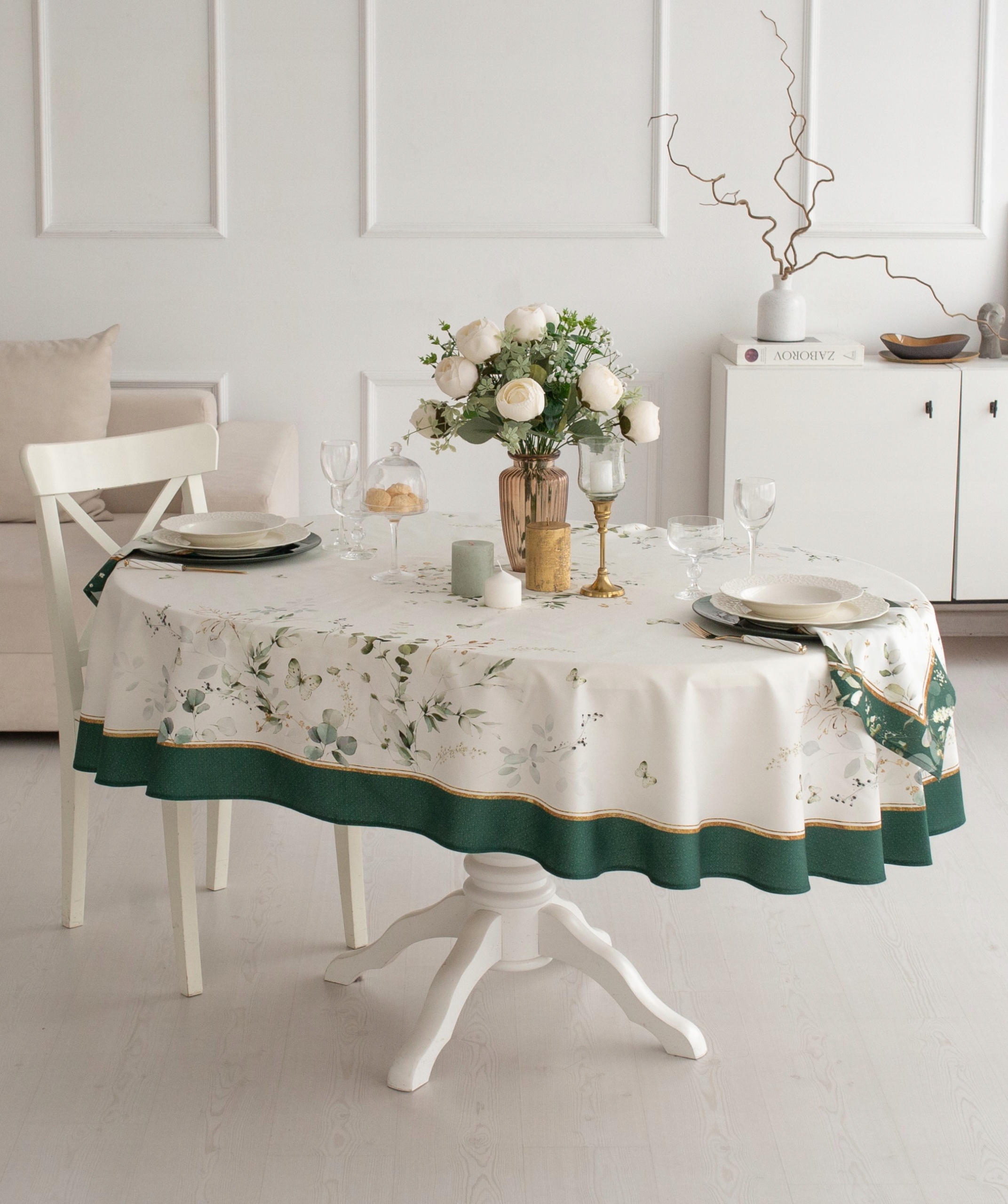 Obrus owalny plamoodporny na stół Ewelina 170x250 cm bawełniany w pudełku