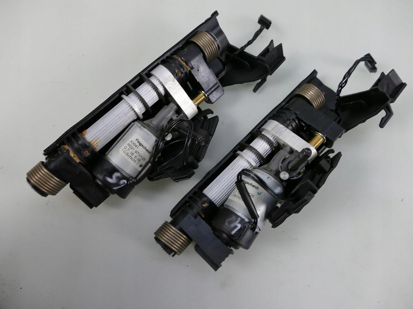 MERCEDES W221 Micro moteur Mécanisme ZAGLOWKA Arrière