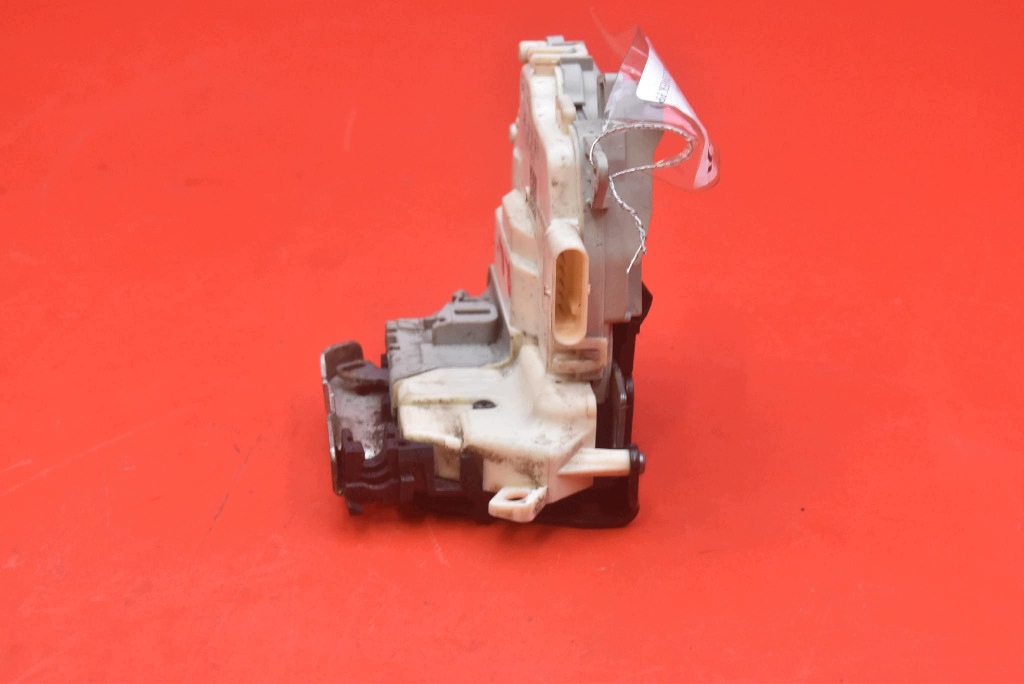 lock door right front front EU 8J1837016C AUDI A6 C7 KOMBI 10-14