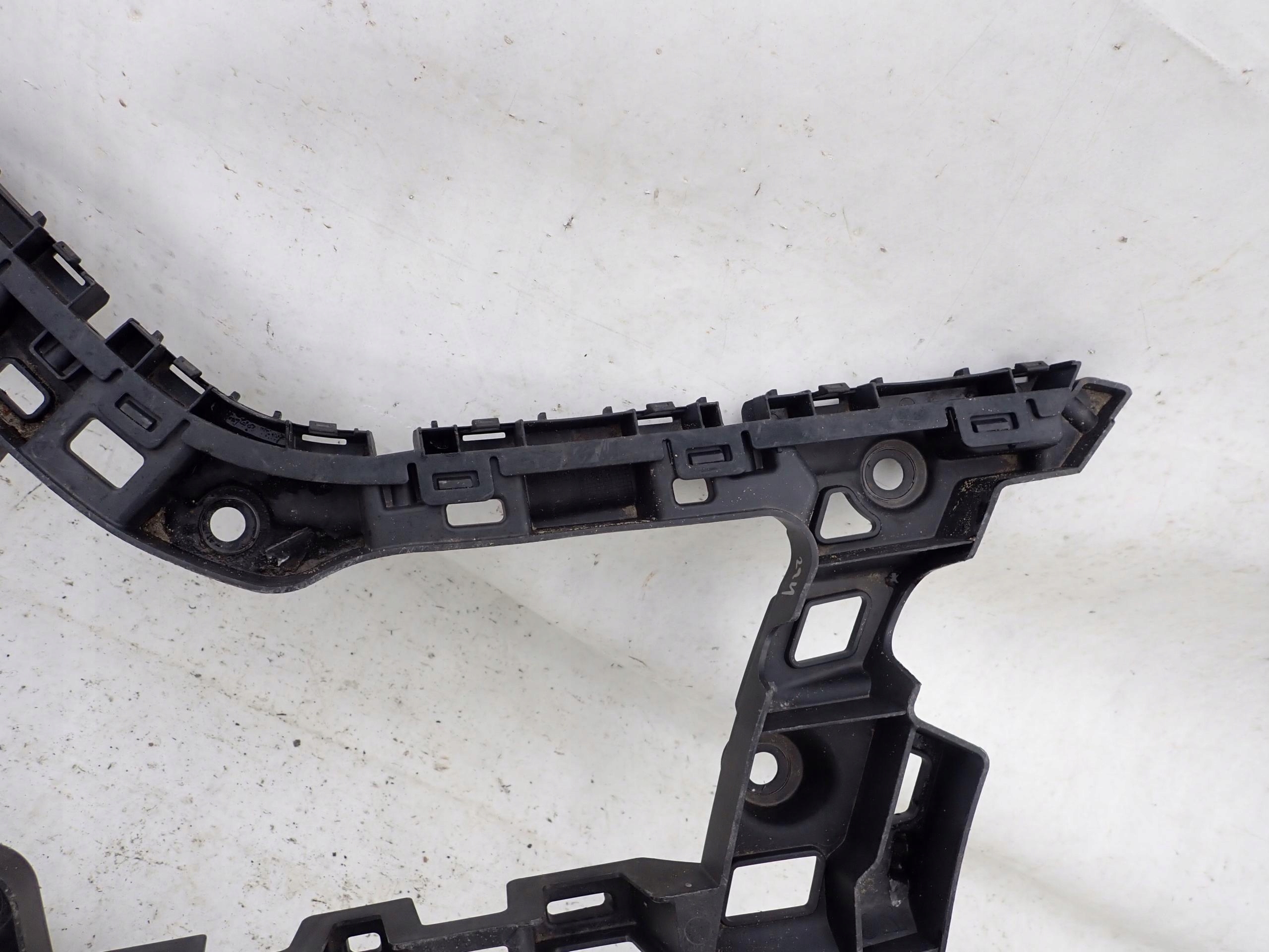 VW GOLF VII 7 bumper bracket right rear part KOMBI