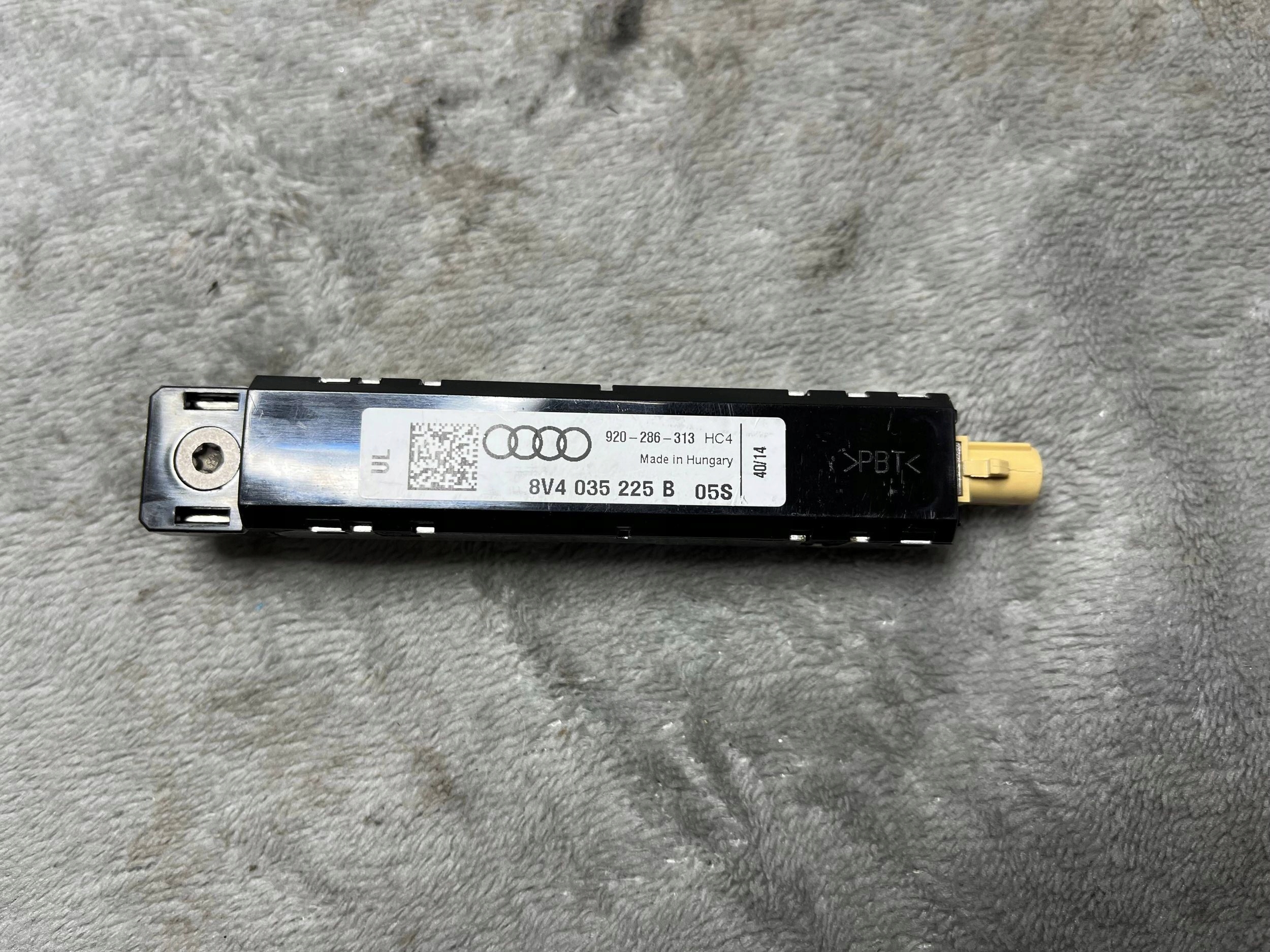 AMPLIFICATORE ANTENY AUDI A3 8V 8V4035225B !J
