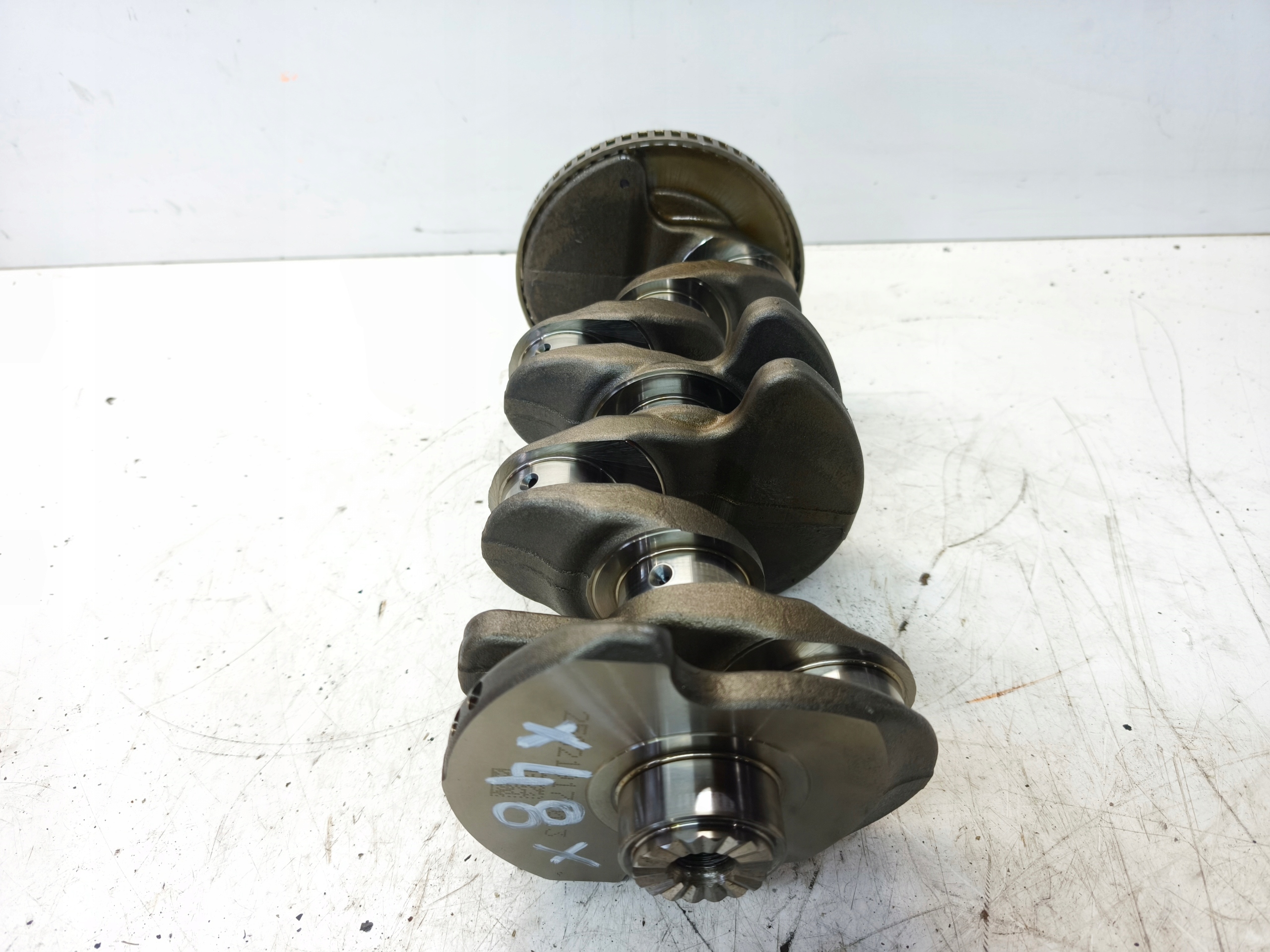 crank + PANEWKI AUDI A4 B9 A5 8W 2.0 TFSI 06LF *48*