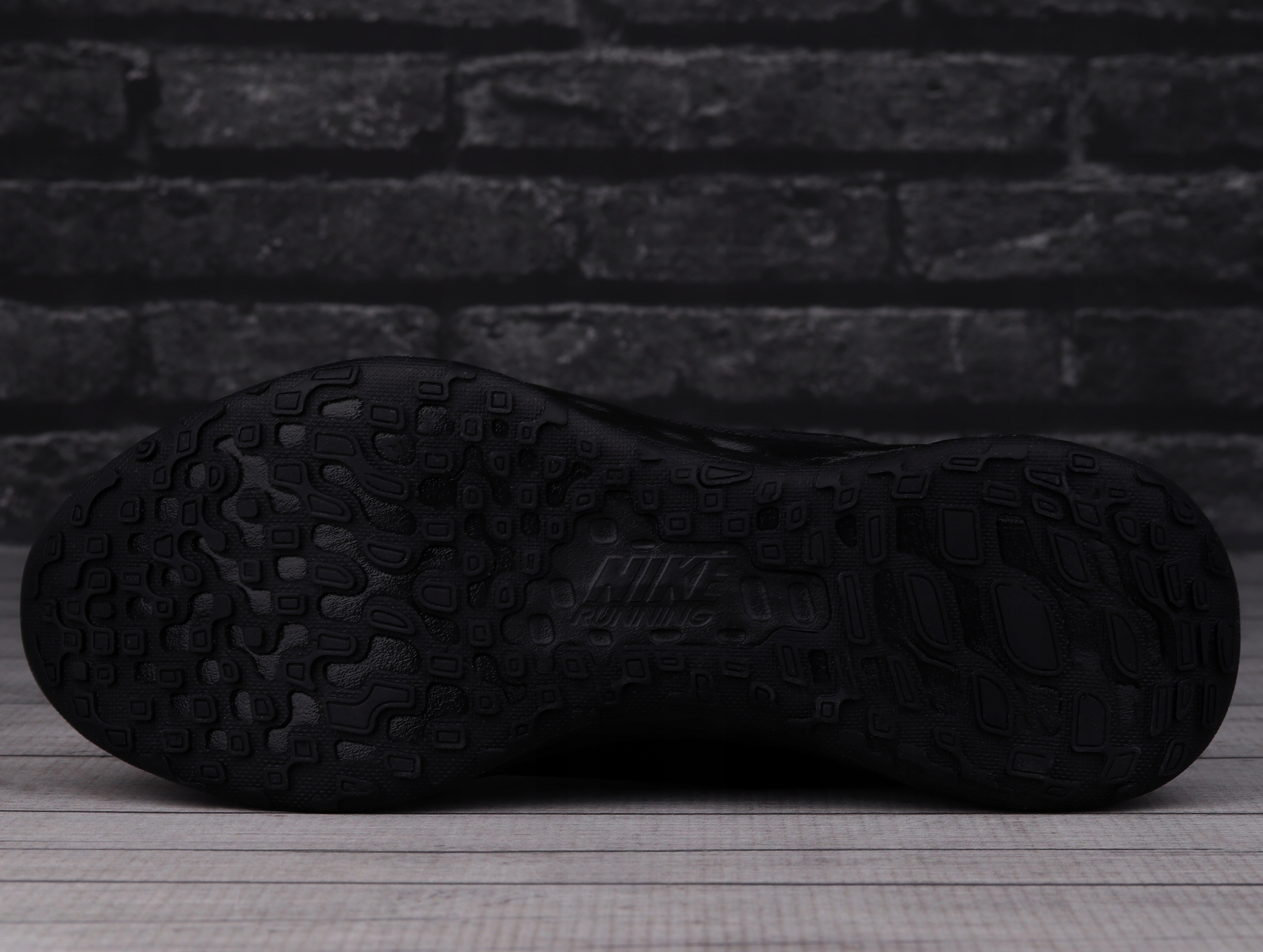 Buty męskie Nike Revolution 6 NN DC3728 001 Kolekcja SNEAKERSY SPORTOWE TRAMPKI