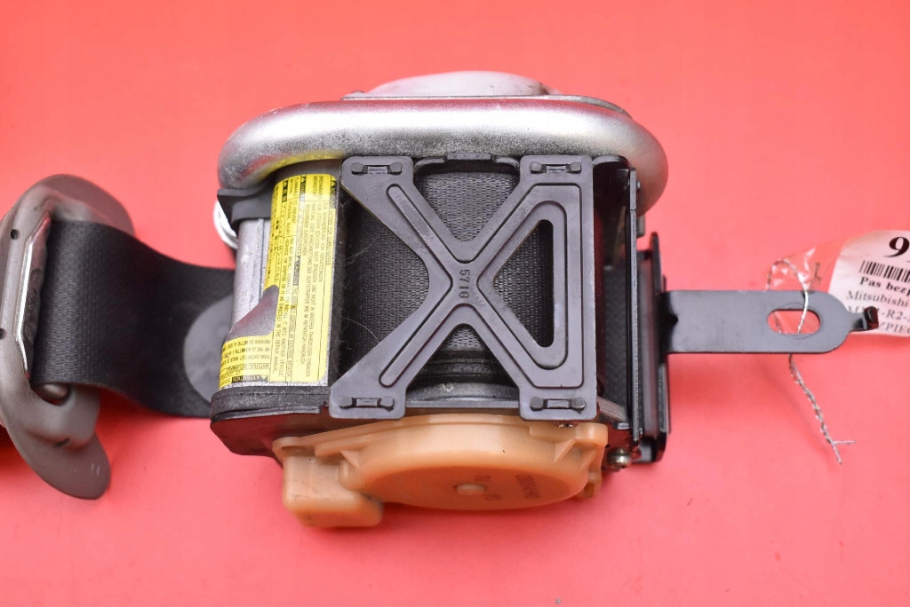 seat belt right front EU TK-AF2-N700 MITSUBISHI GRANDIS 03-11