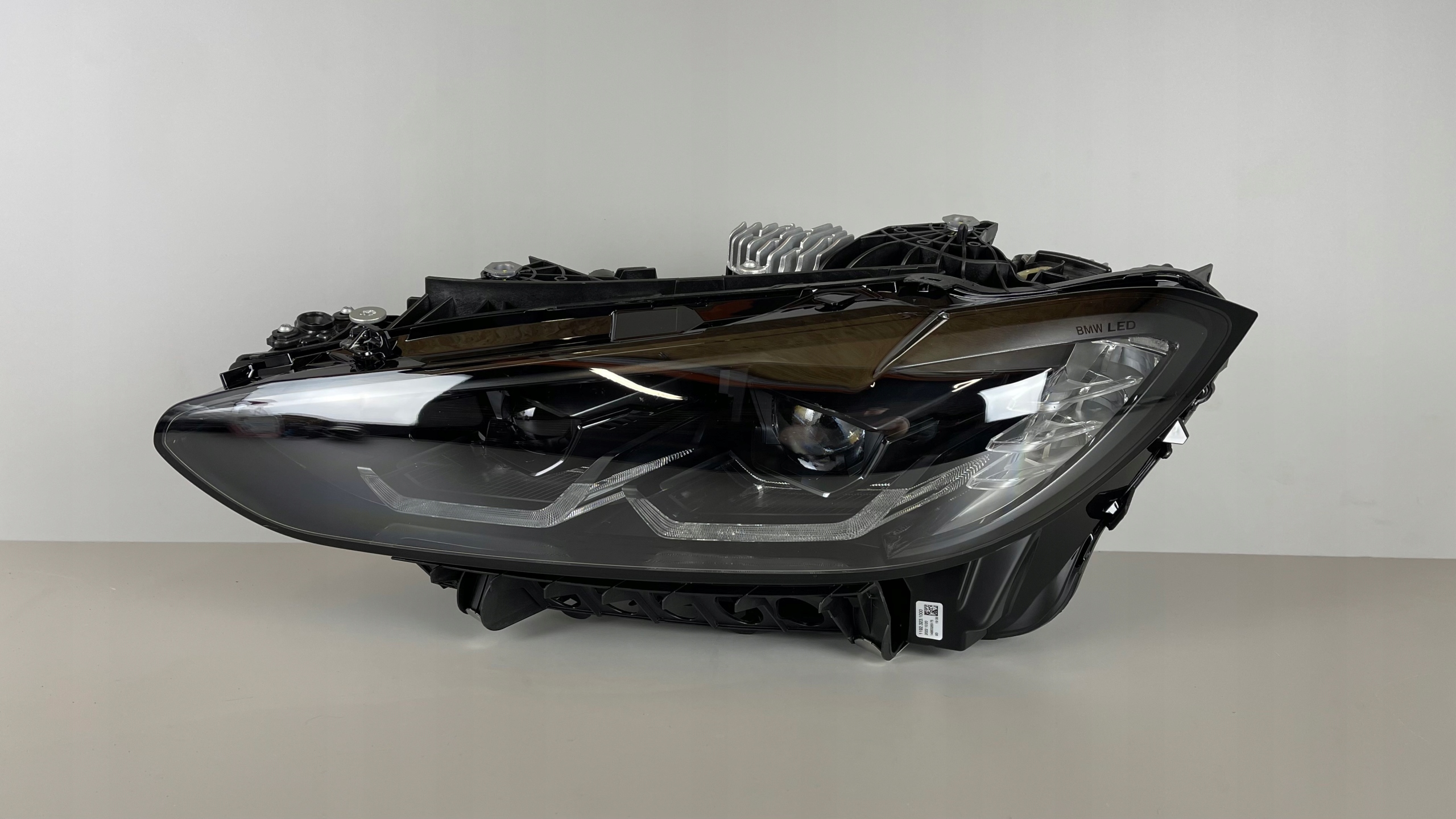 LAMPA LEWA LED BMW 4 G22 G23 G26 CIEMNA SHADOW USA