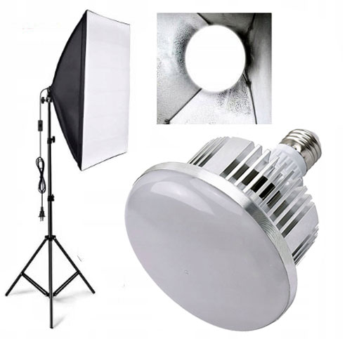 ZESTAW ŚWIATŁO CIĄGŁE LED 300W SOFTBOX 50x70 staty