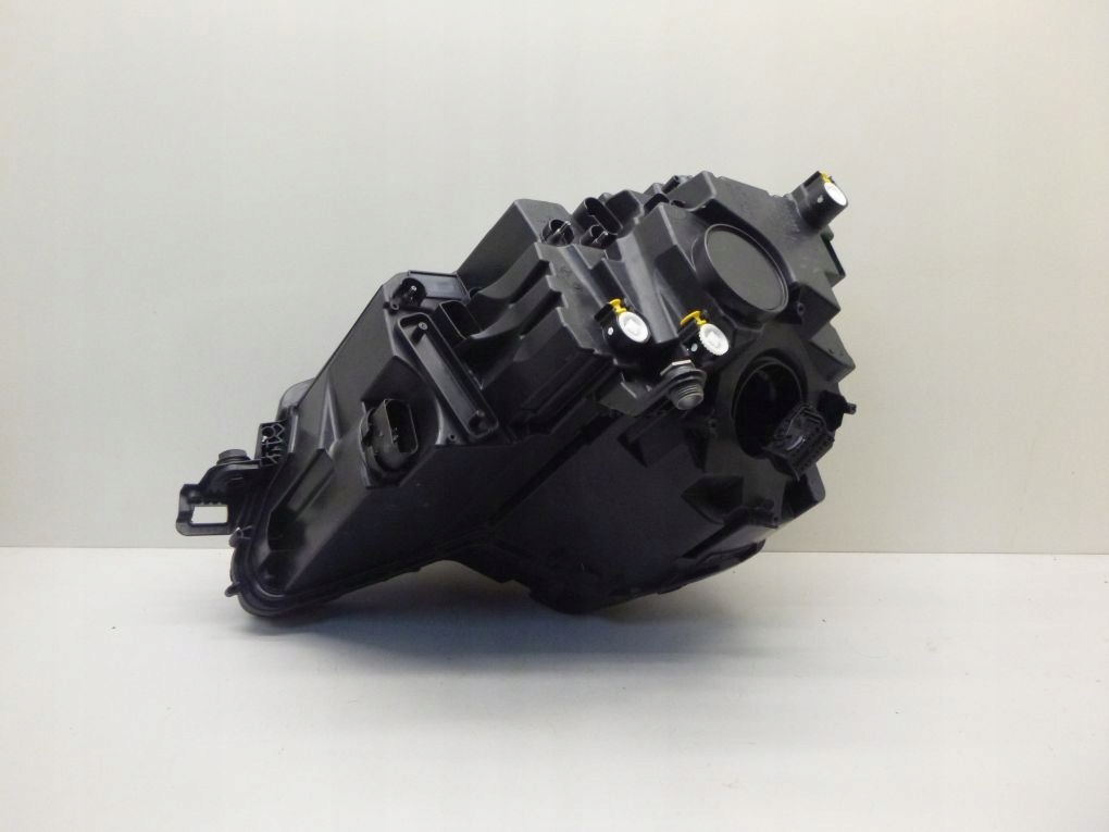 SKODA KAROQ FULL LED 17- light front right