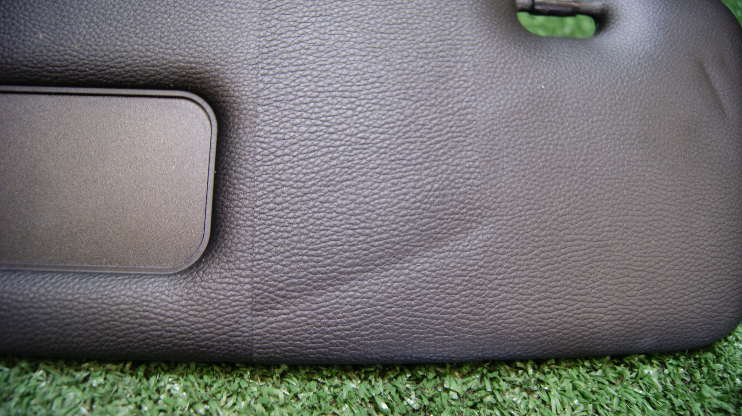 cover PRZECIWSLONECZNA left BMW E88
