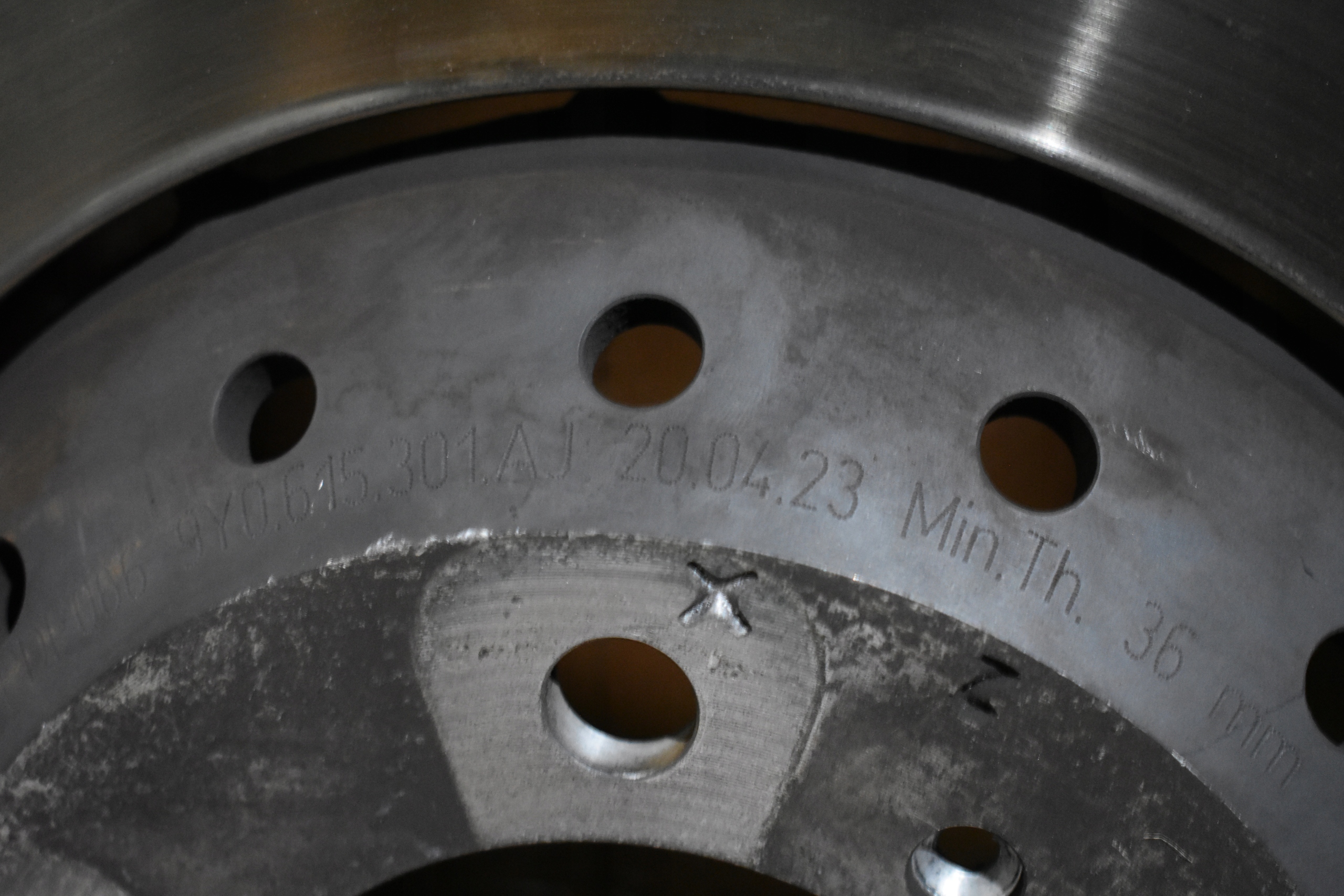 IDEALNA disc front front left PORSCHE CAYENNE 9Y HYBRYDA 1