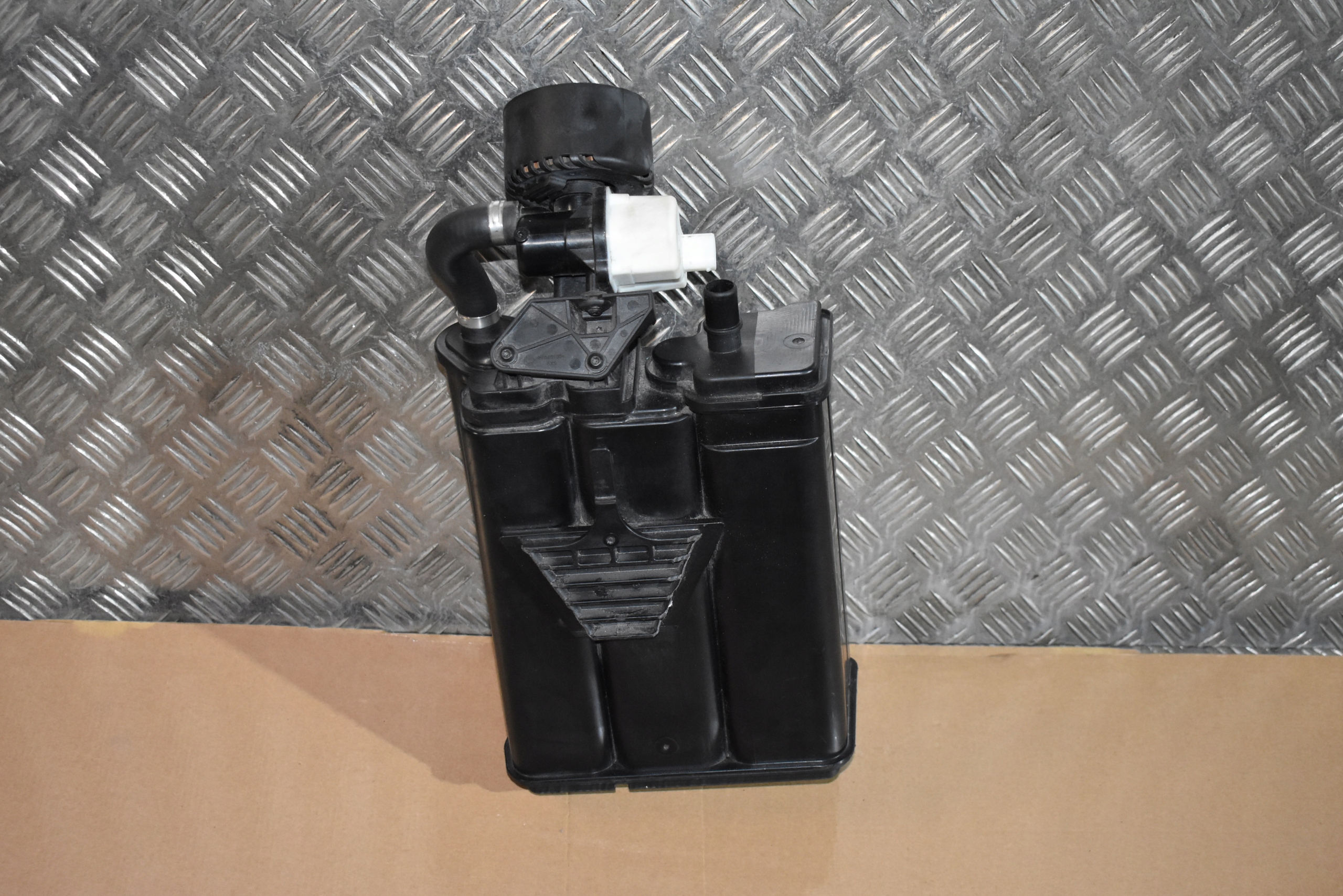 perfect condition carbon filter MERCEDES W167 X167 W465 1