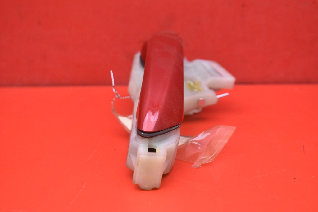 handle right front front WR7 DRAGON RED HYUNDAI BAYON 21