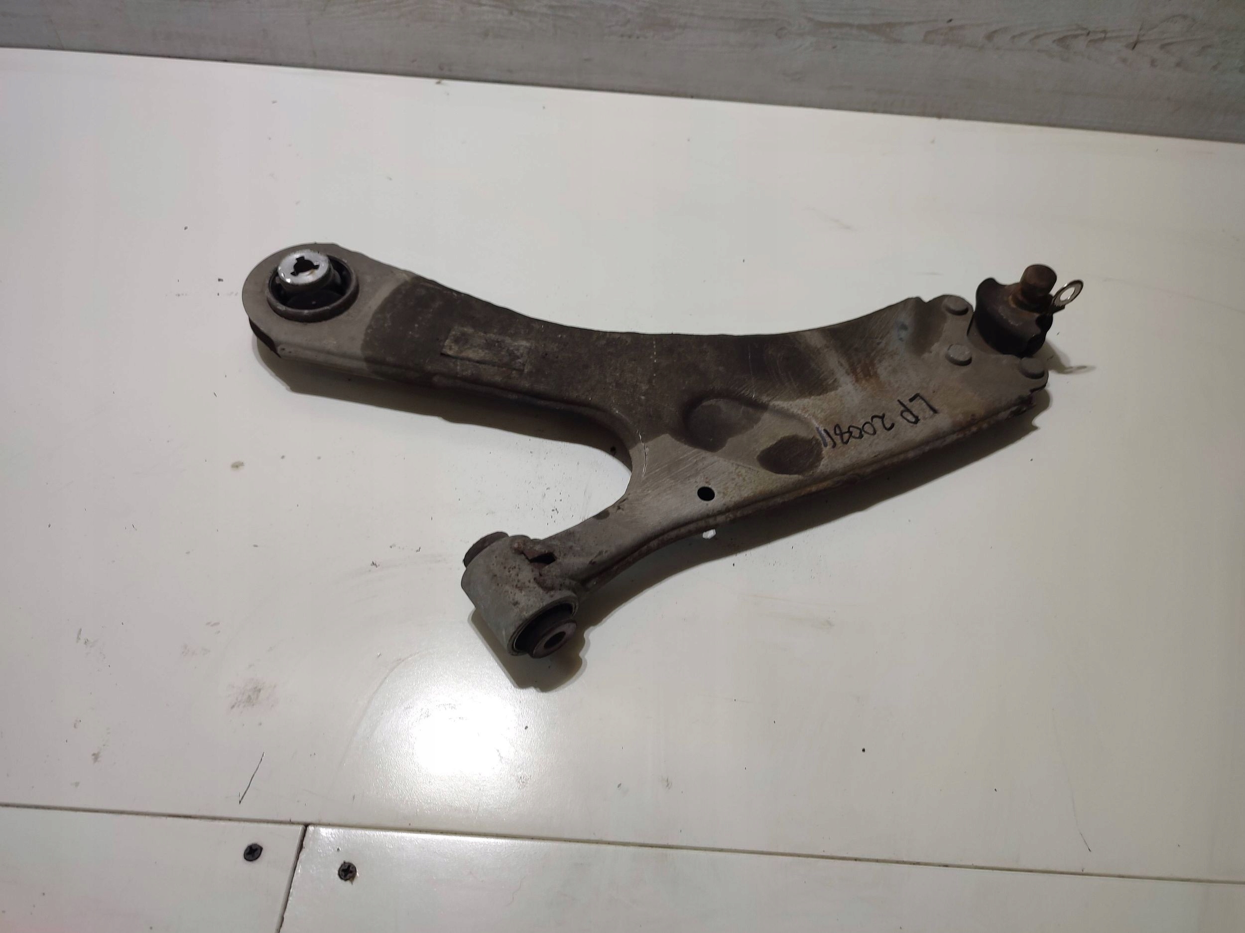 Peugeot 2008 II 2020 front side left arm front