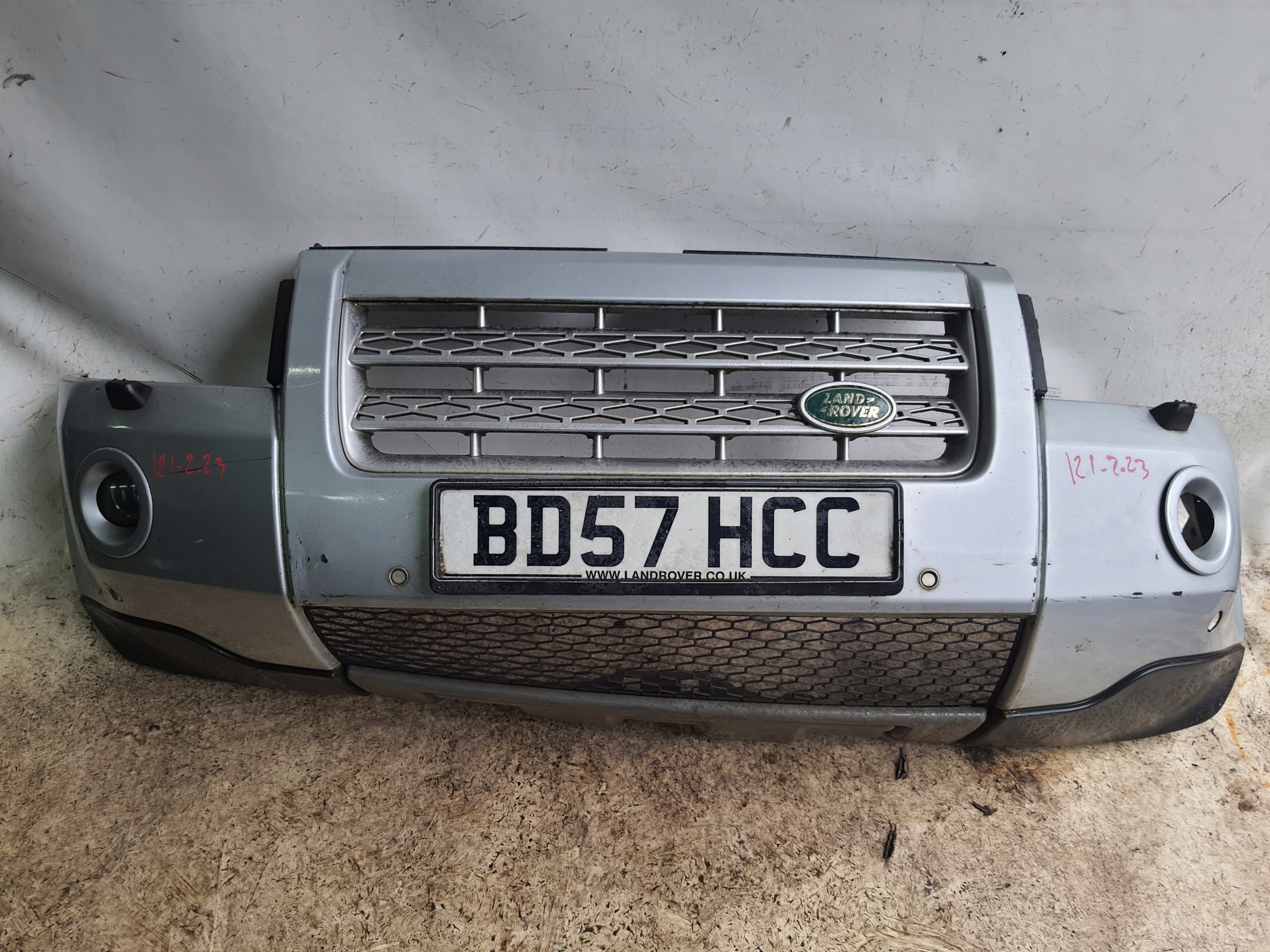 LAND ROVER FREELANDER II 06-11 bumper PDC + XENON