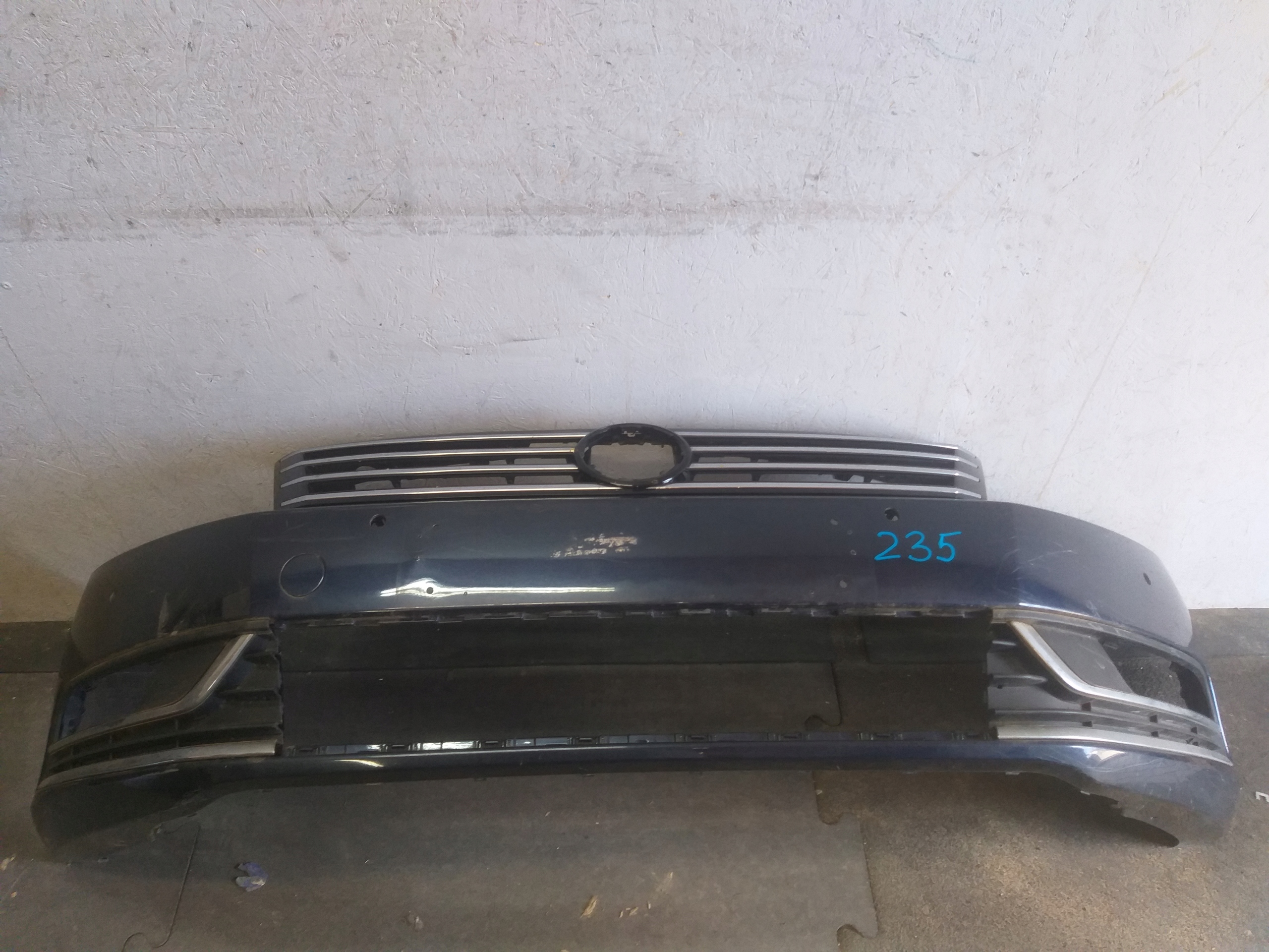 bumper front VW PASSAT B7 3AF 3AA
