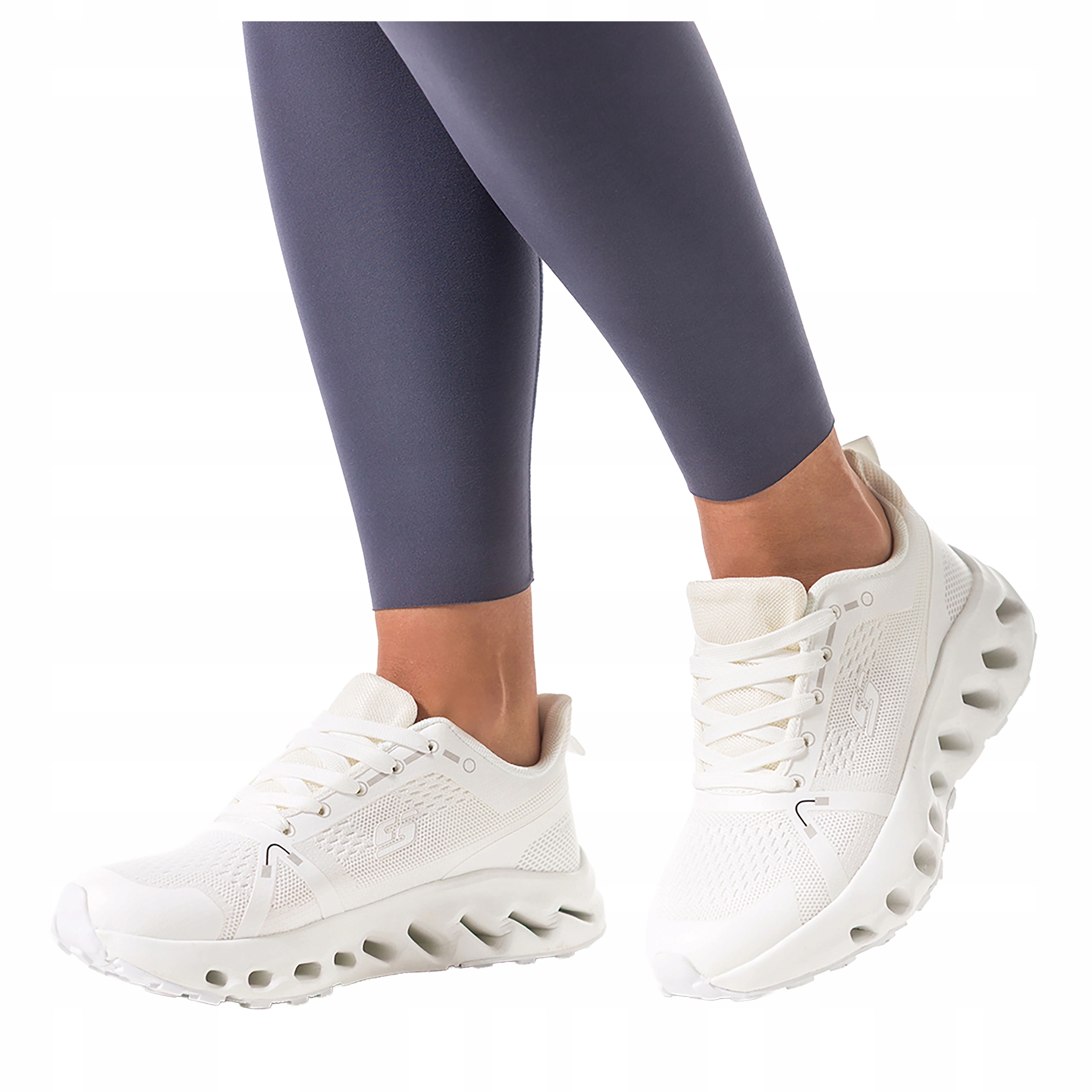 Dámské bílé Tenisky Na Fitness Šněrovací platforma s výřezy, velikost 39