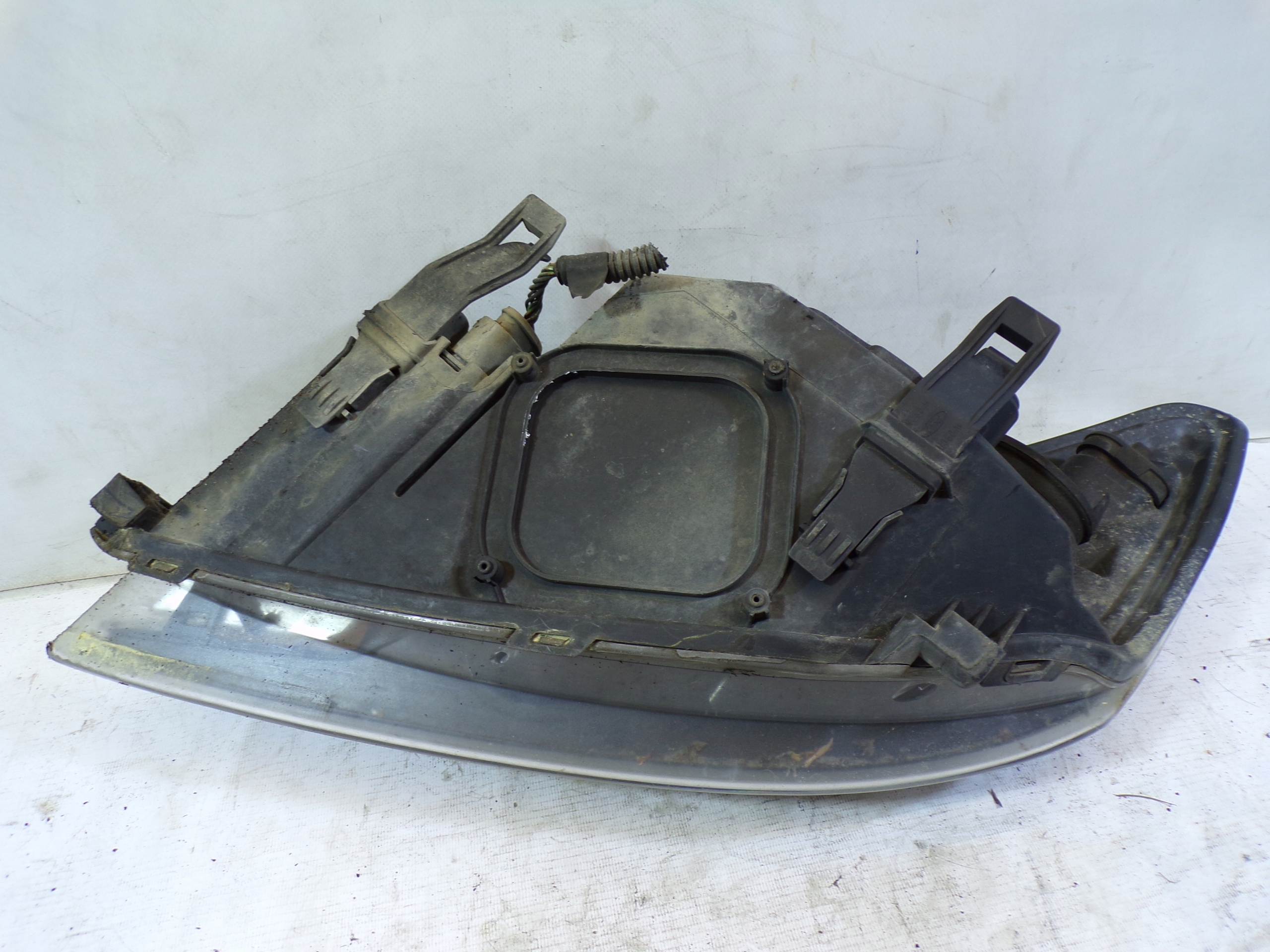 light front front right FORD FOCUS 2 II LIFT (1) (K1)