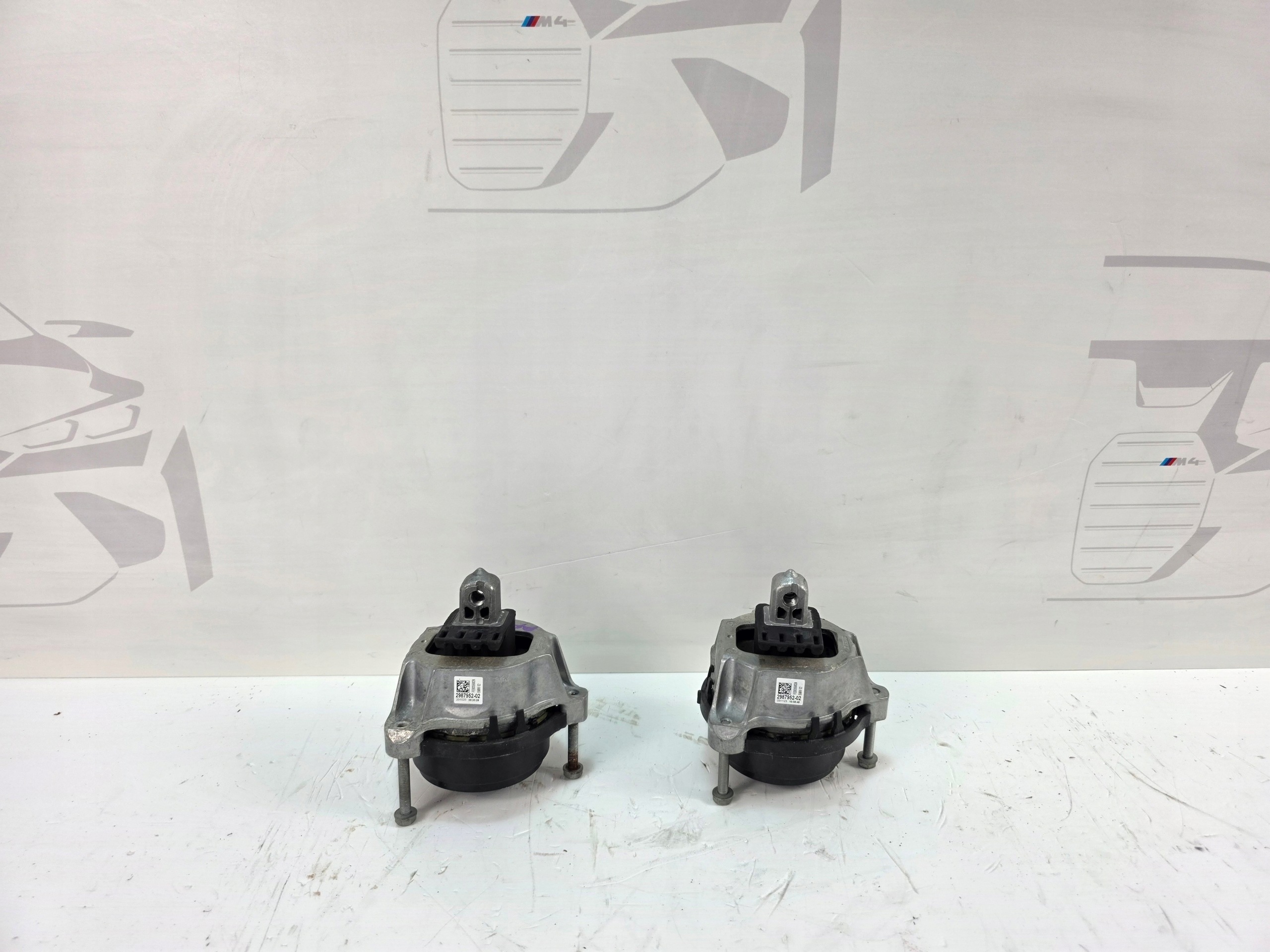holder engine mount right BMW X7 G07 2987952