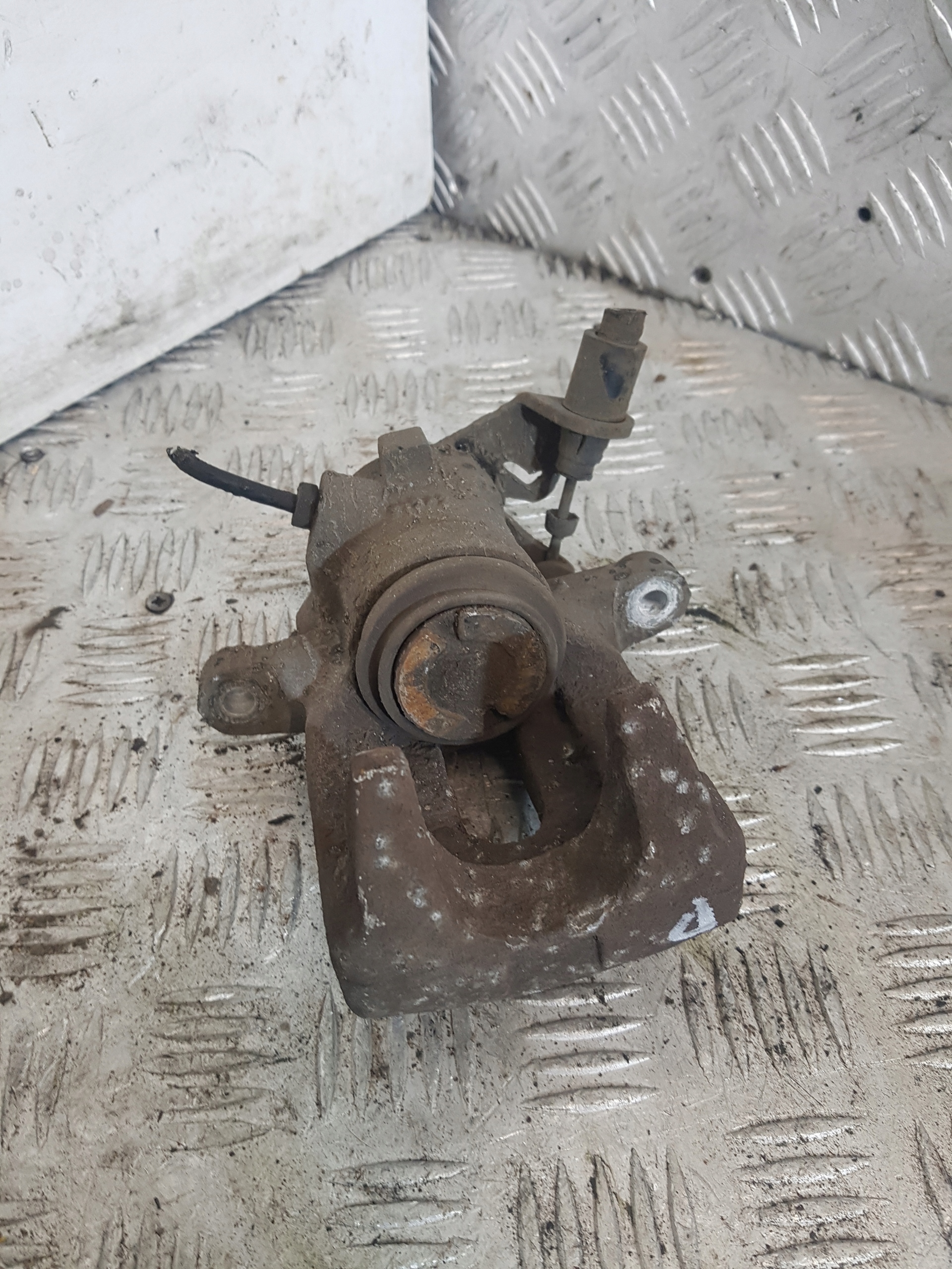 caliper brake right rear part rear PEUGEOT 307