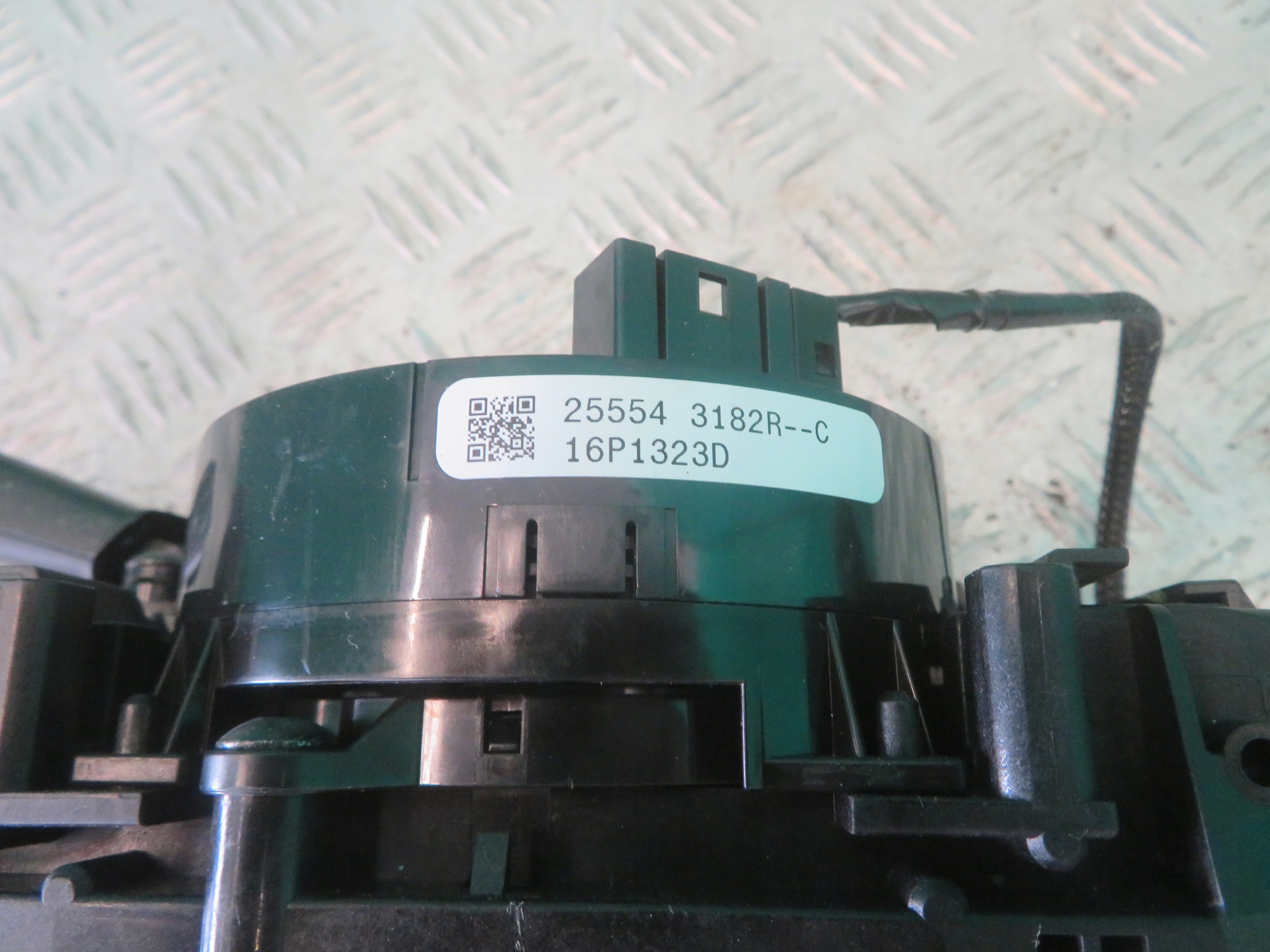 DEVIO LUCI TERGICRISTALLO TERGI RENAULT TRAFIC 24R 255673302R