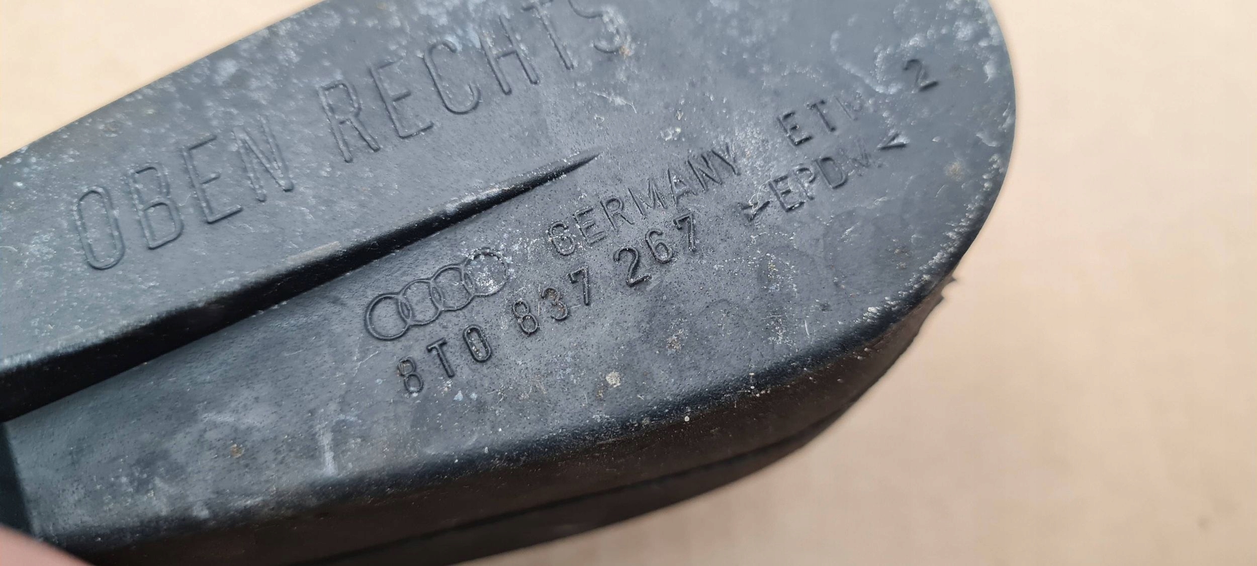 A5 8T LIFT limiter door left right front 8T0837249