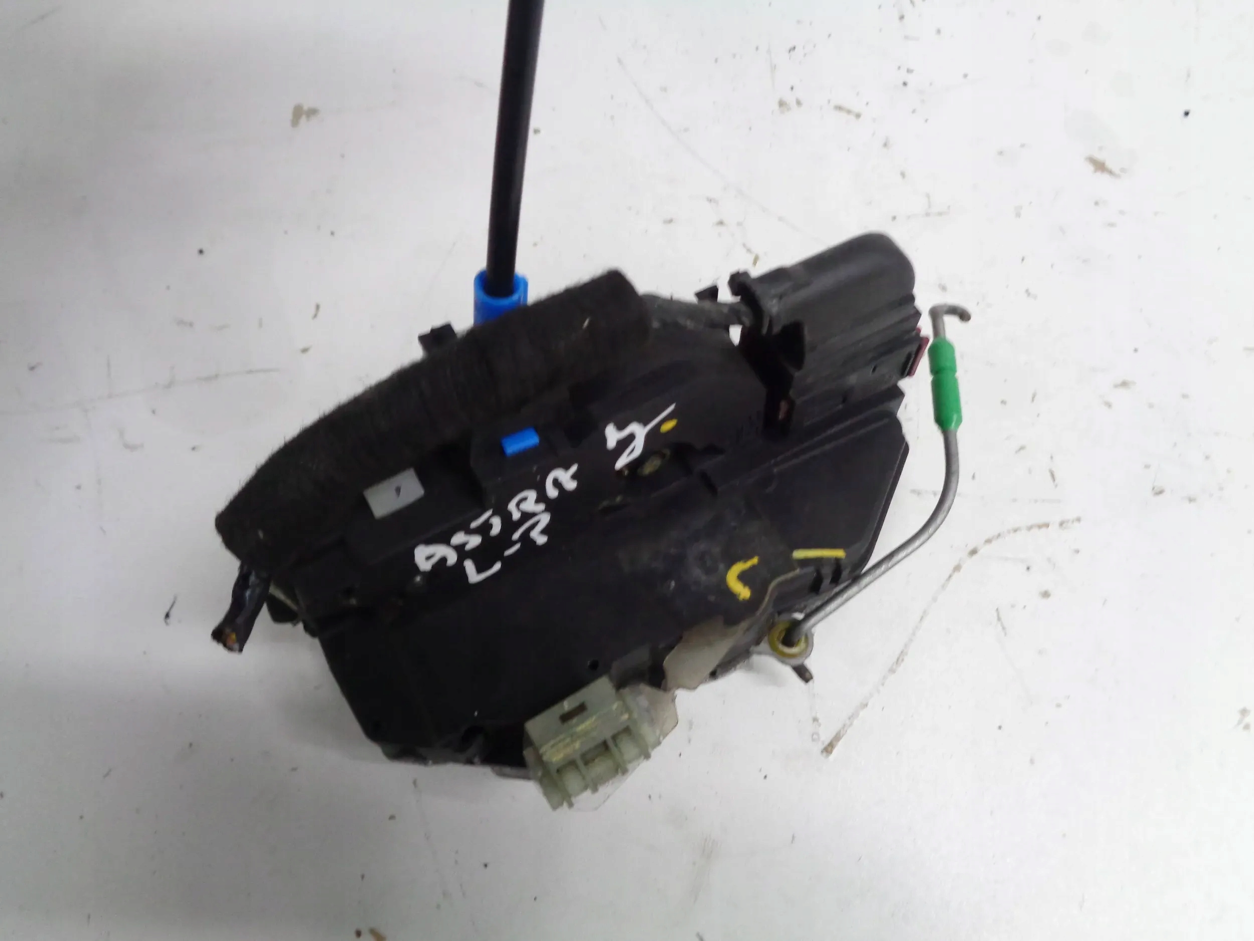 OPEL ASTRA J 09-20 LOCK DOOR RIGHT FRONT