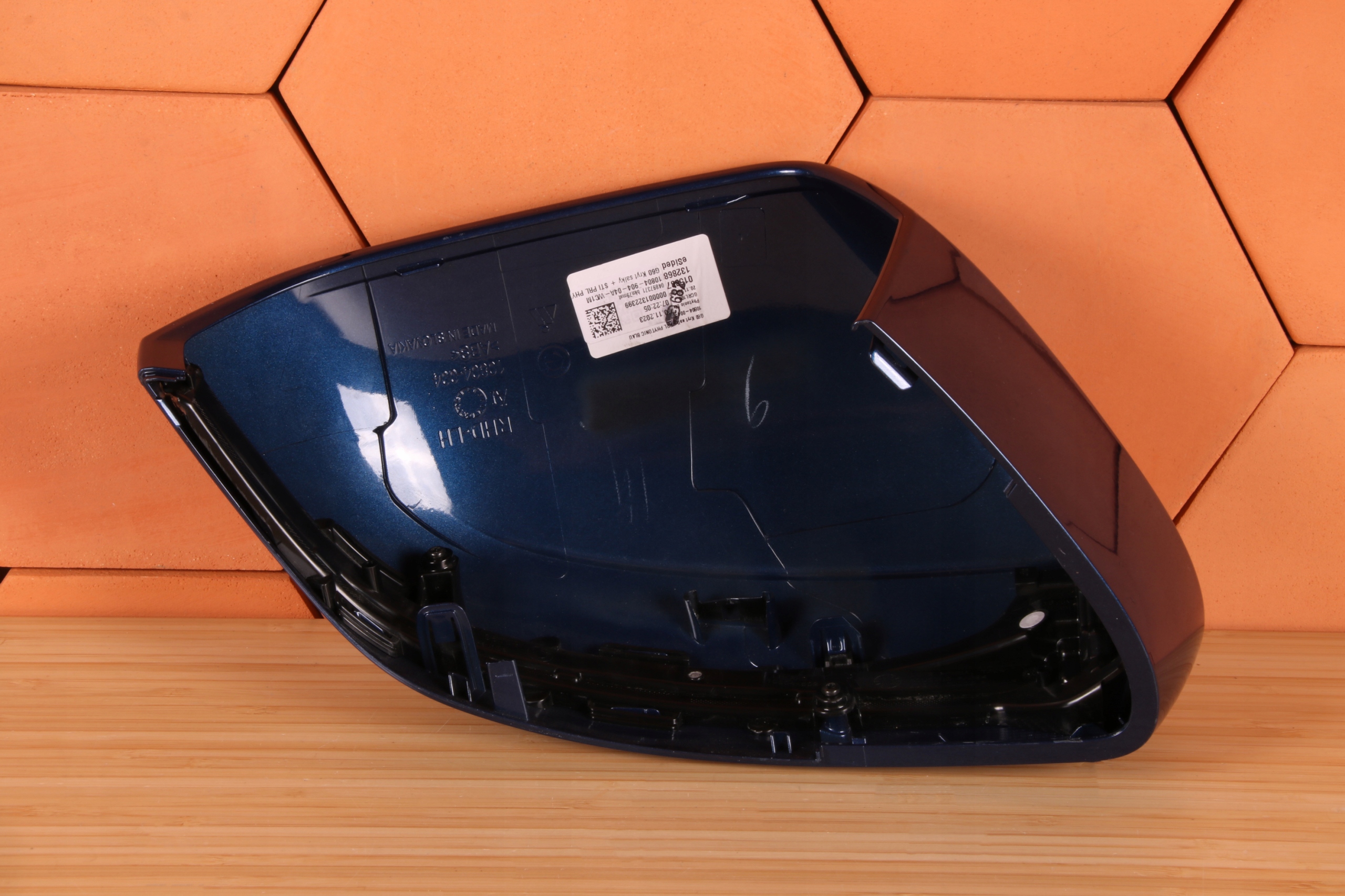 BMW G60 G61 G70 cover mirrors left indicator ANGLIK RHD colour C1M