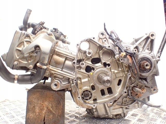 Silnik słupek Honda NC 700 X (06-12) 22556 km