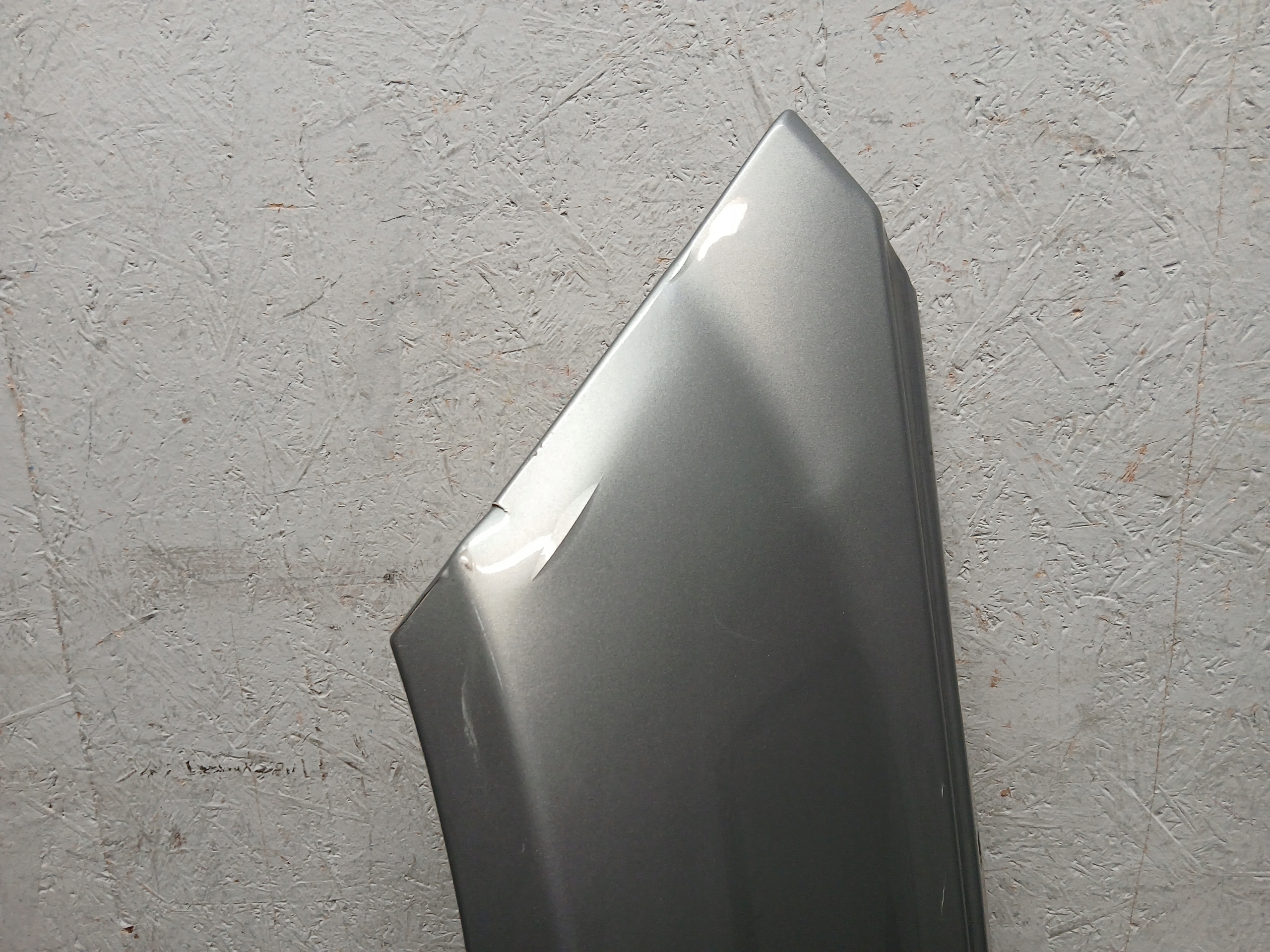 fender front left MERCEDES C KLASA W204 A204